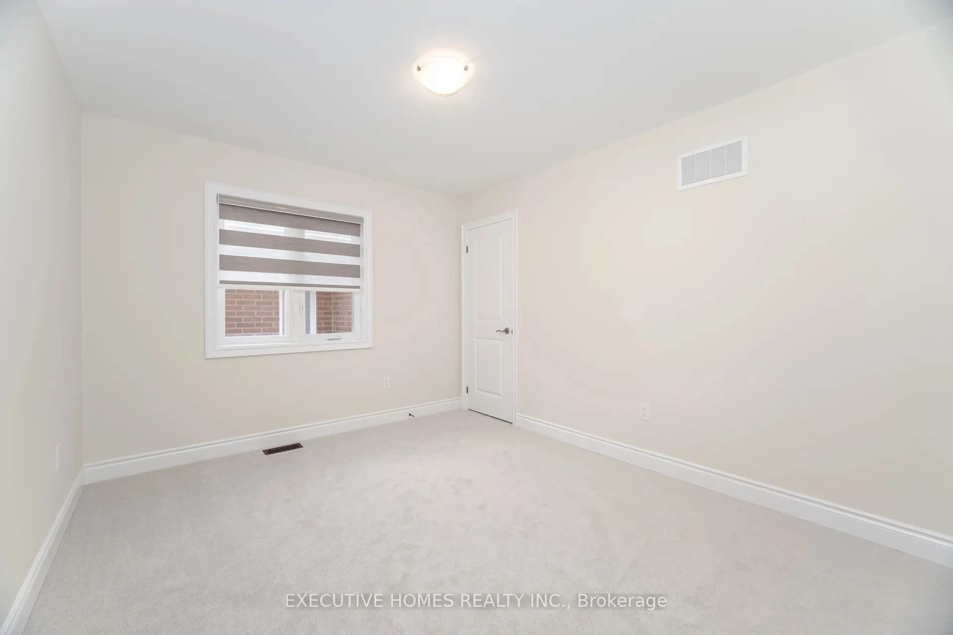6 Mac Campbell Way