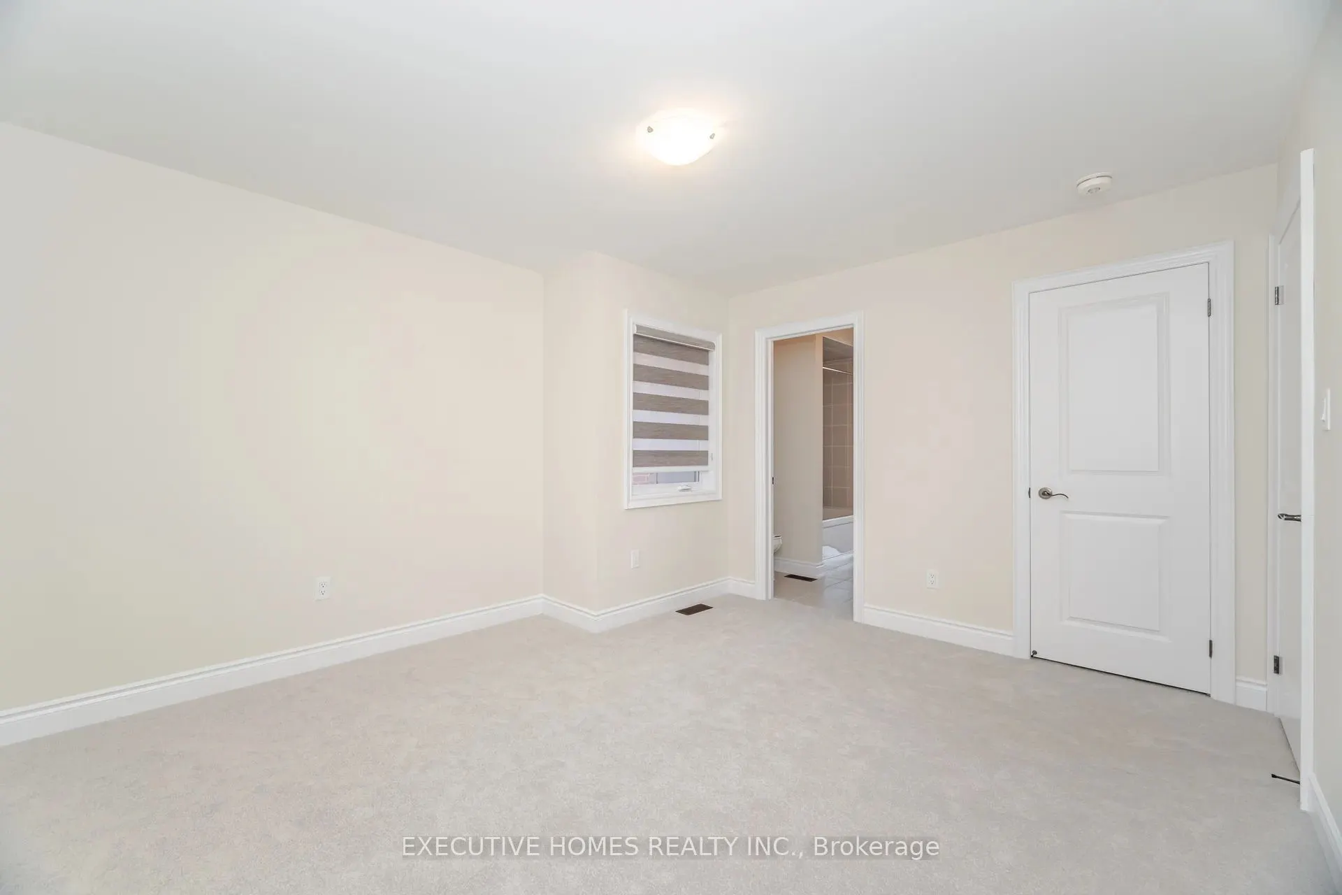 6 Mac Campbell Way