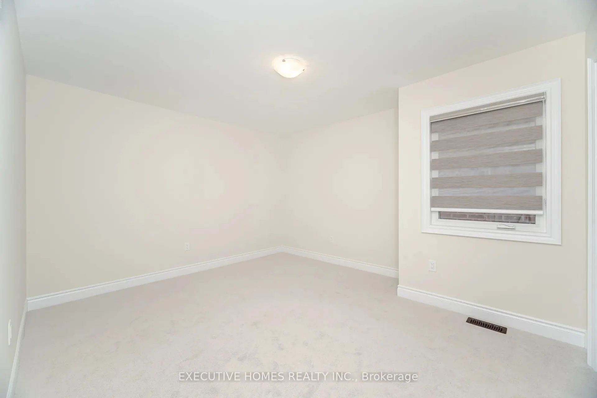 6 Mac Campbell Way