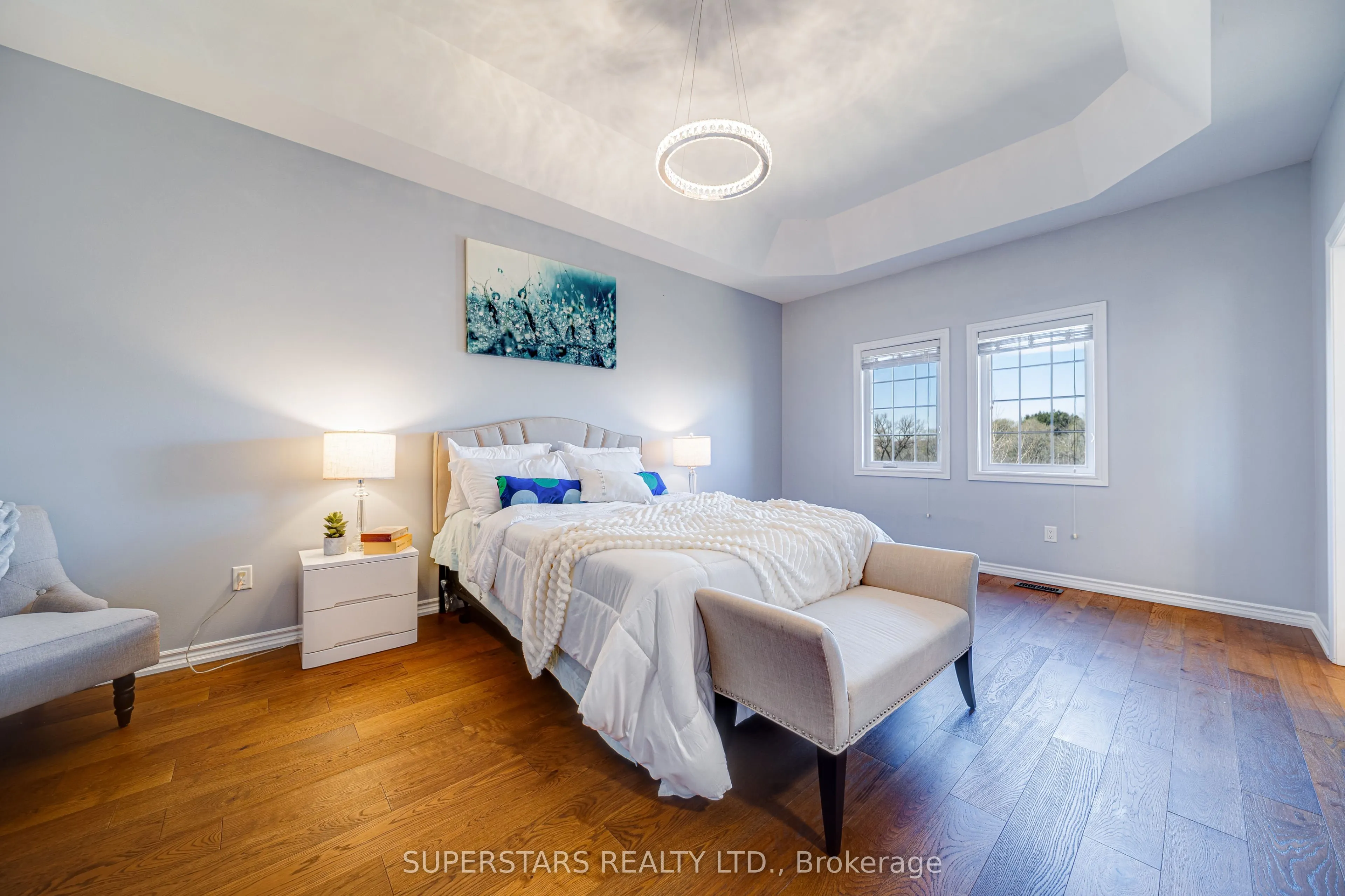 31 Roy Harper Avenue