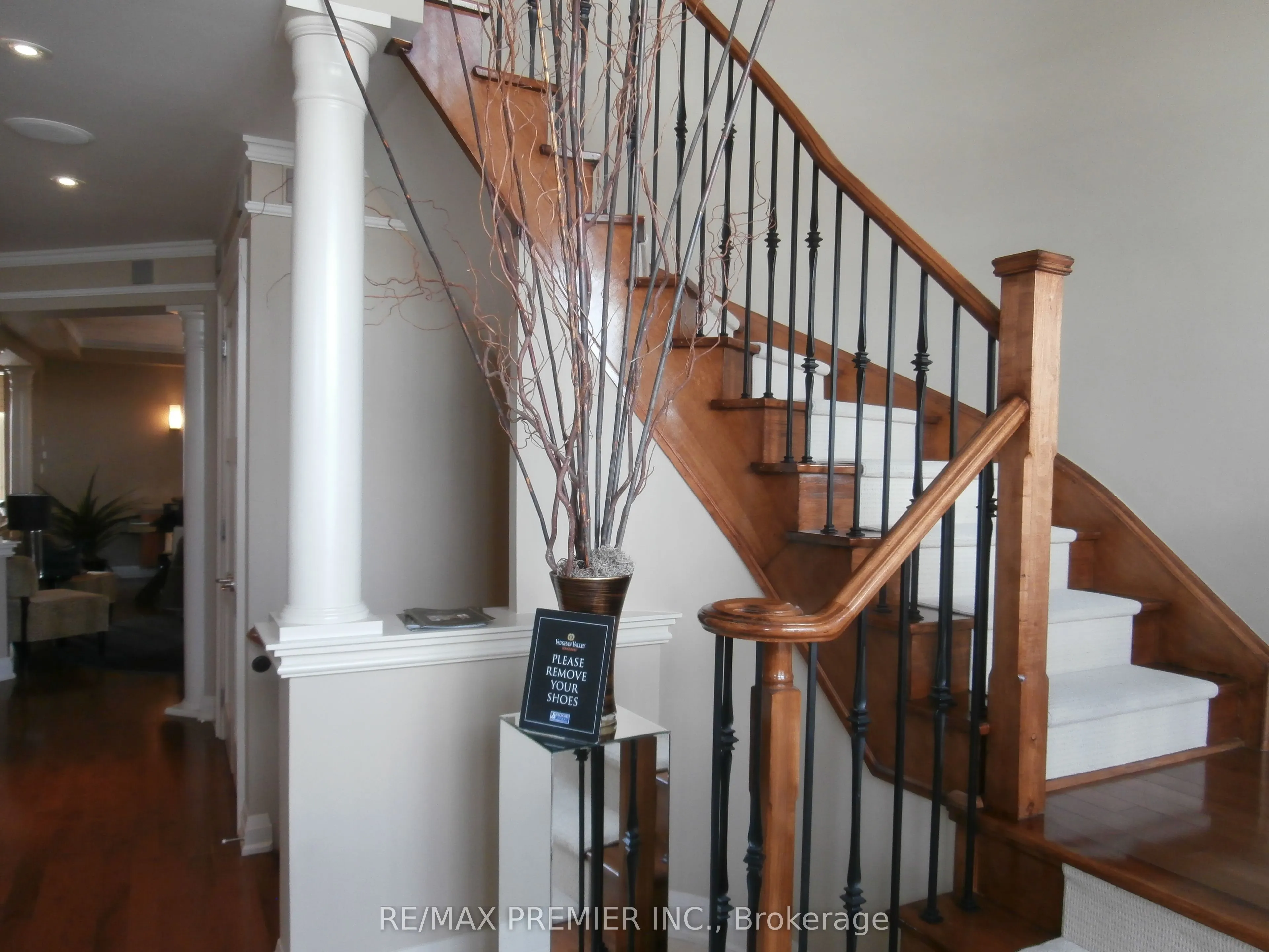 76 Orleans Circle