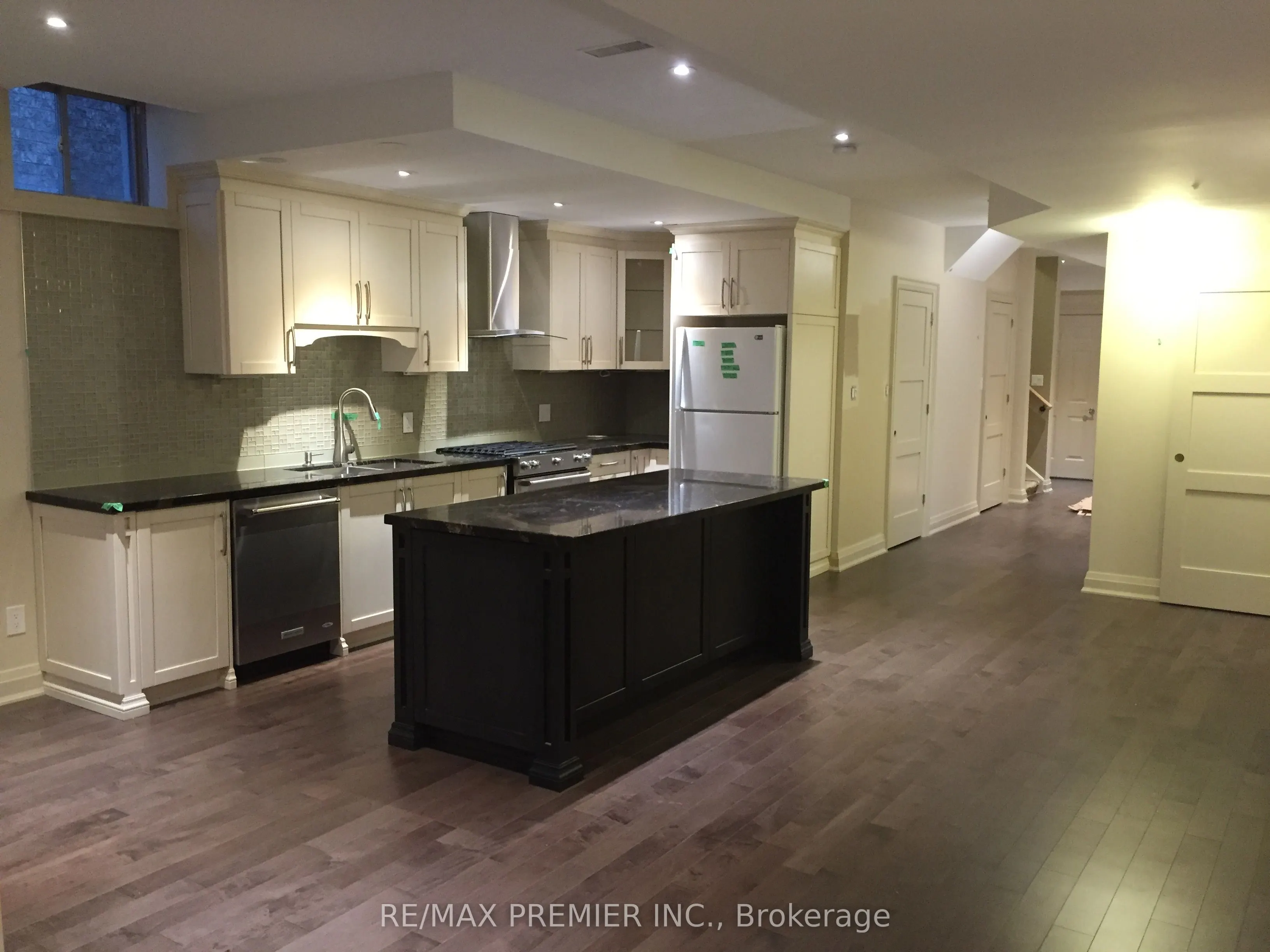 76 Orleans Circle