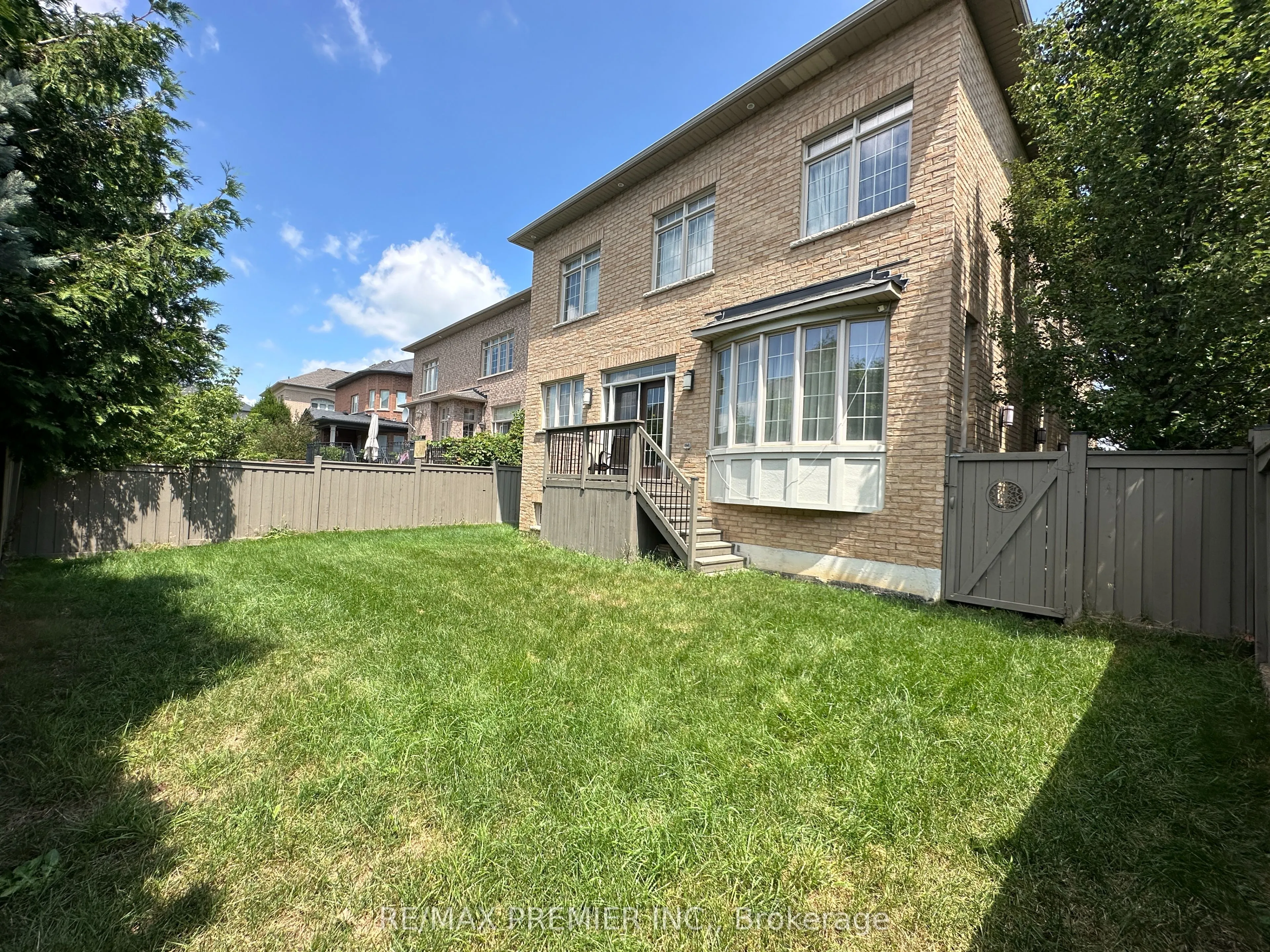 76 Orleans Circle