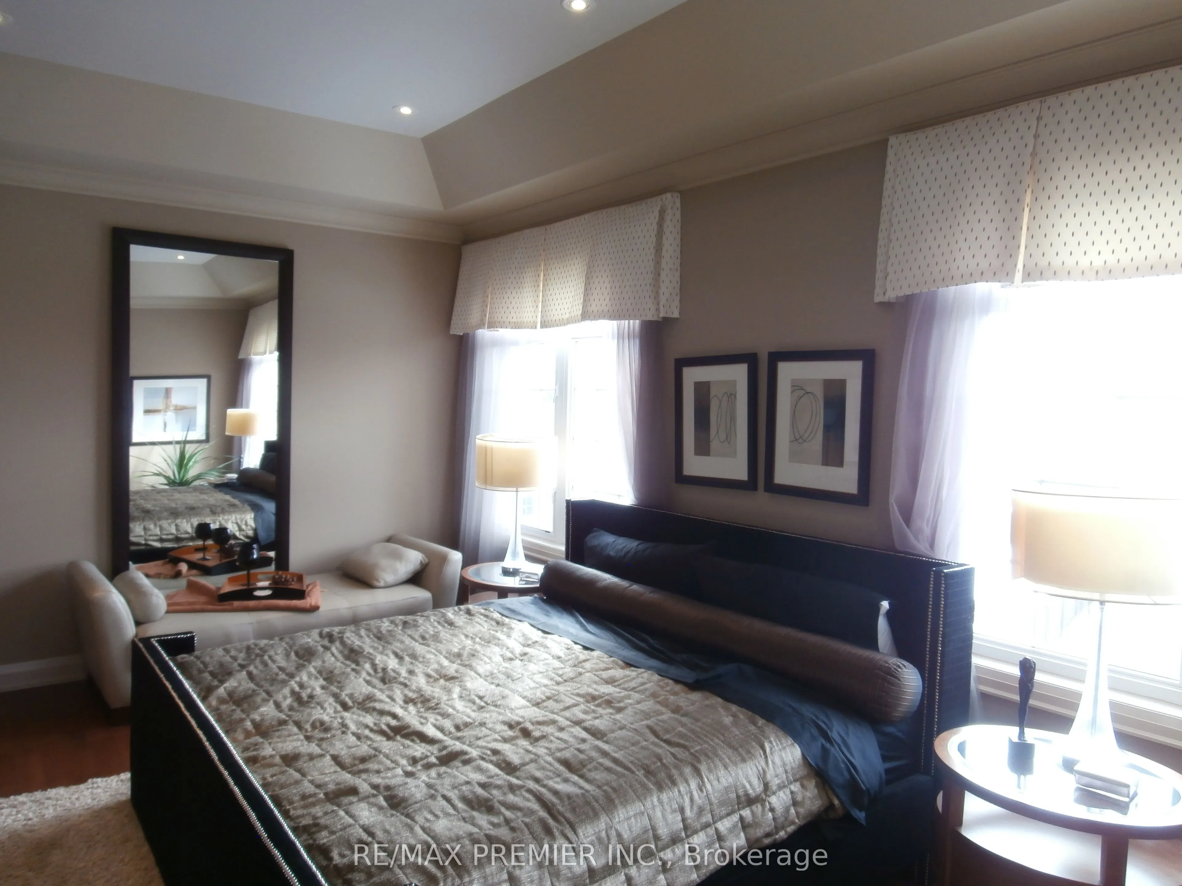 76 Orleans Circle