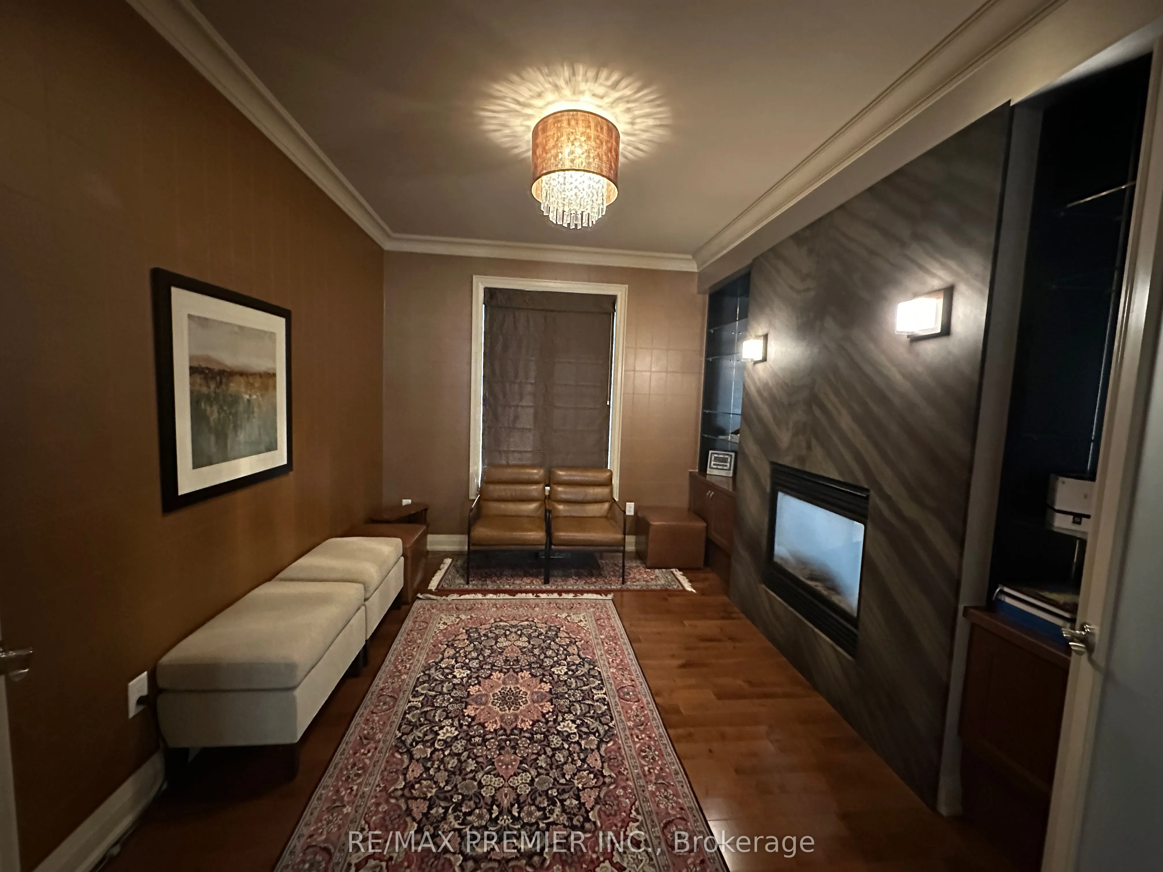 76 Orleans Circle