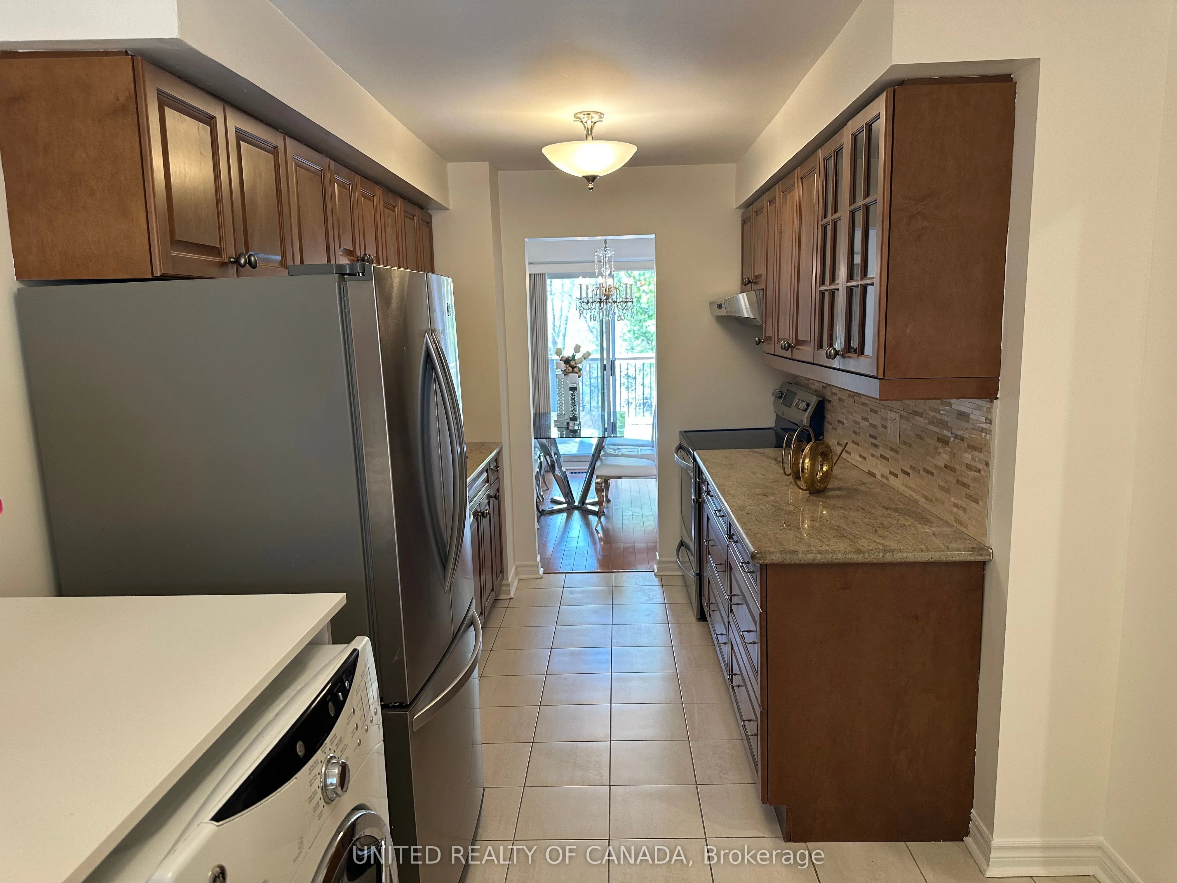 102 Baywood Court