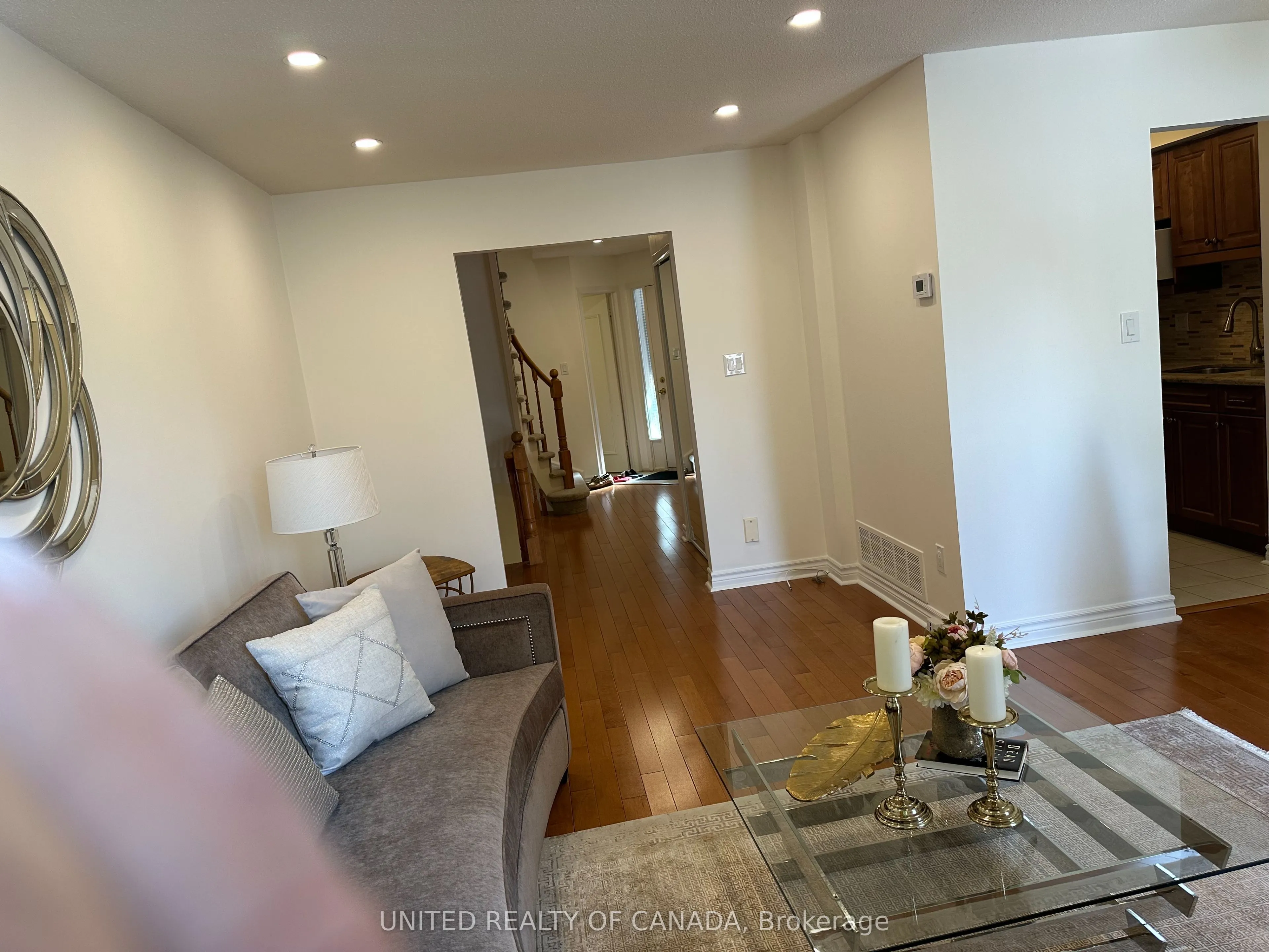 102 Baywood Court