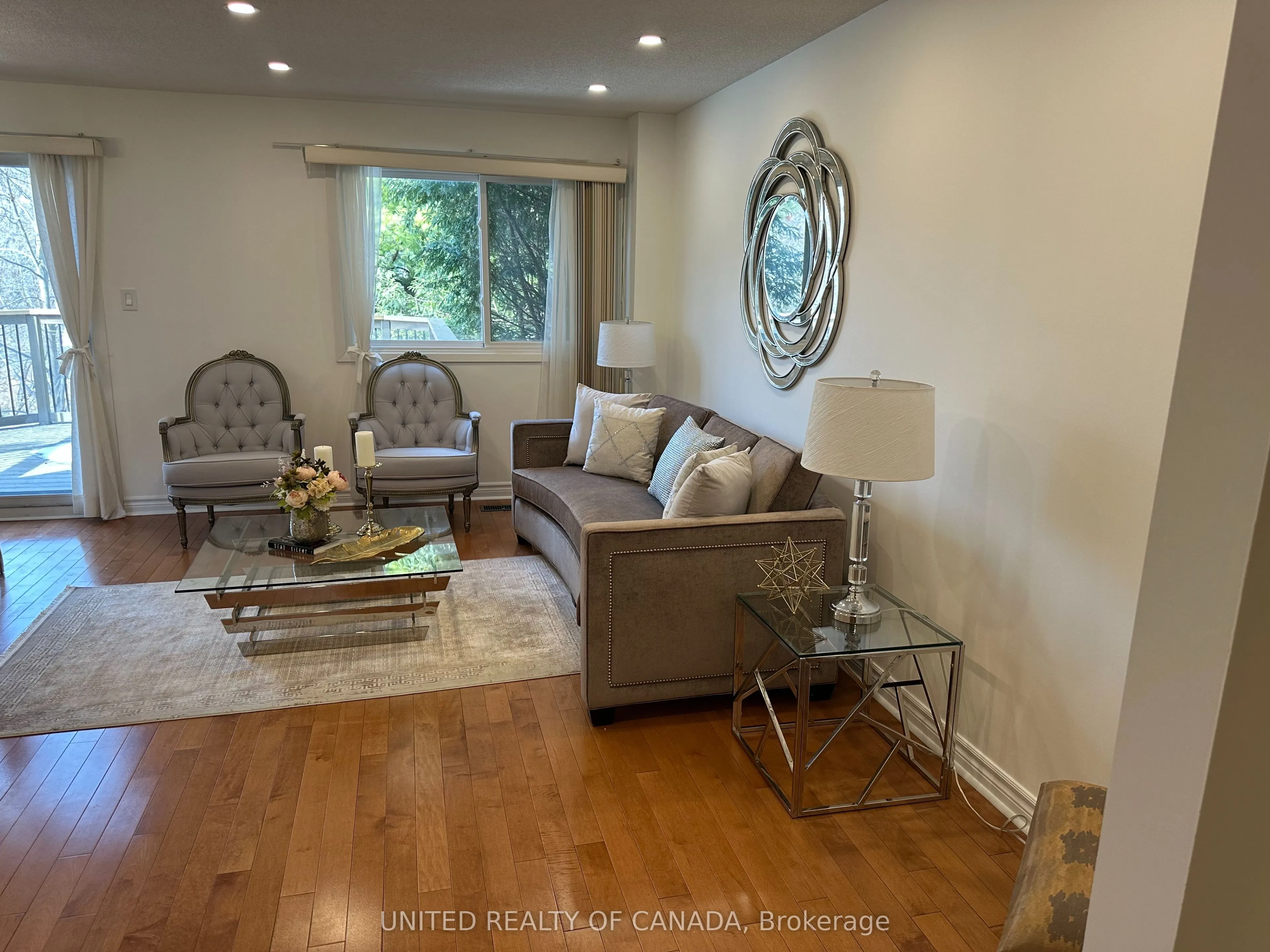 102 Baywood Court