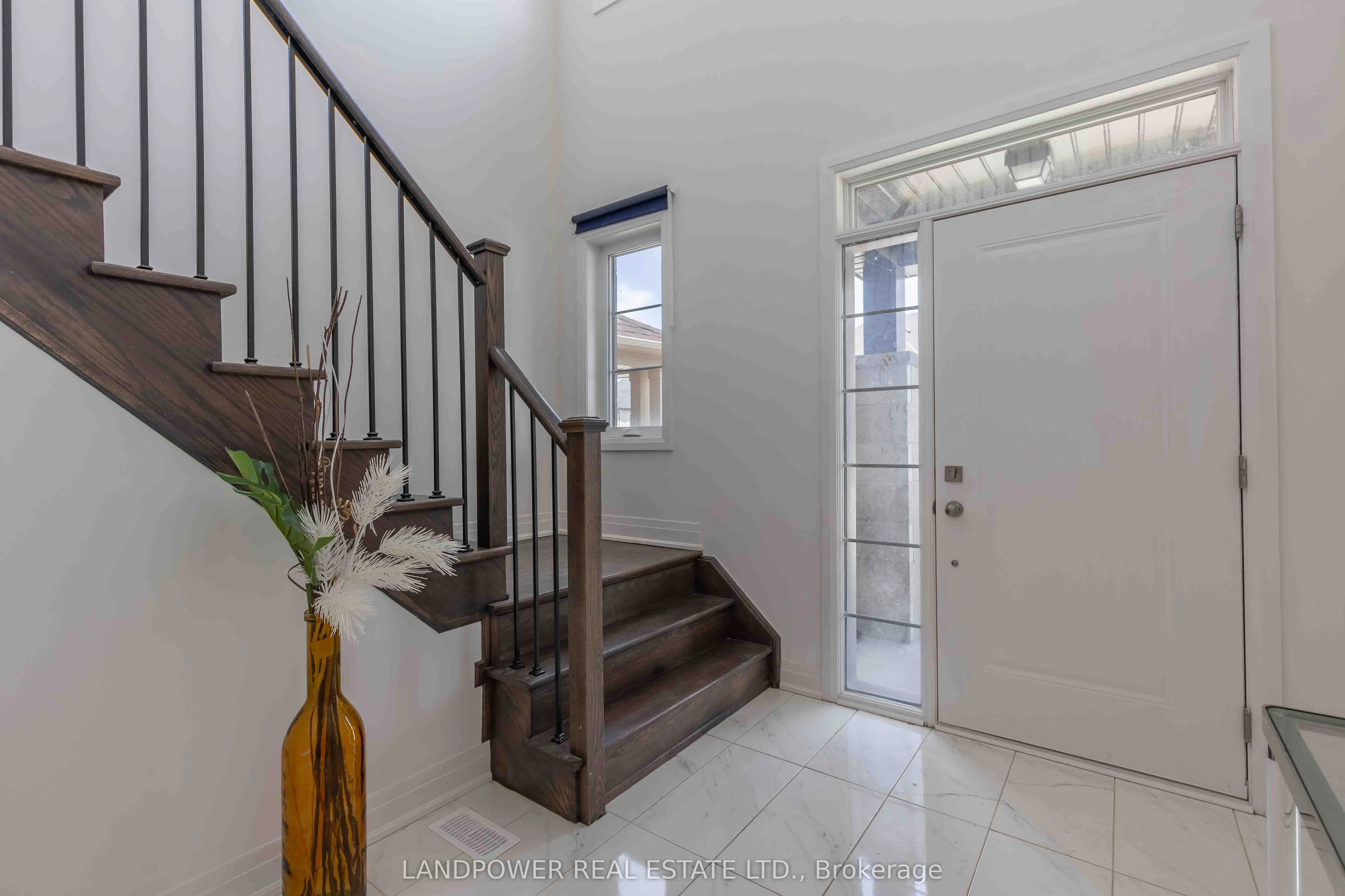 97 Kentledge Avenue