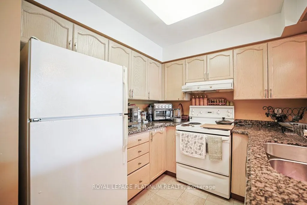 5 Emerald Lane, #410