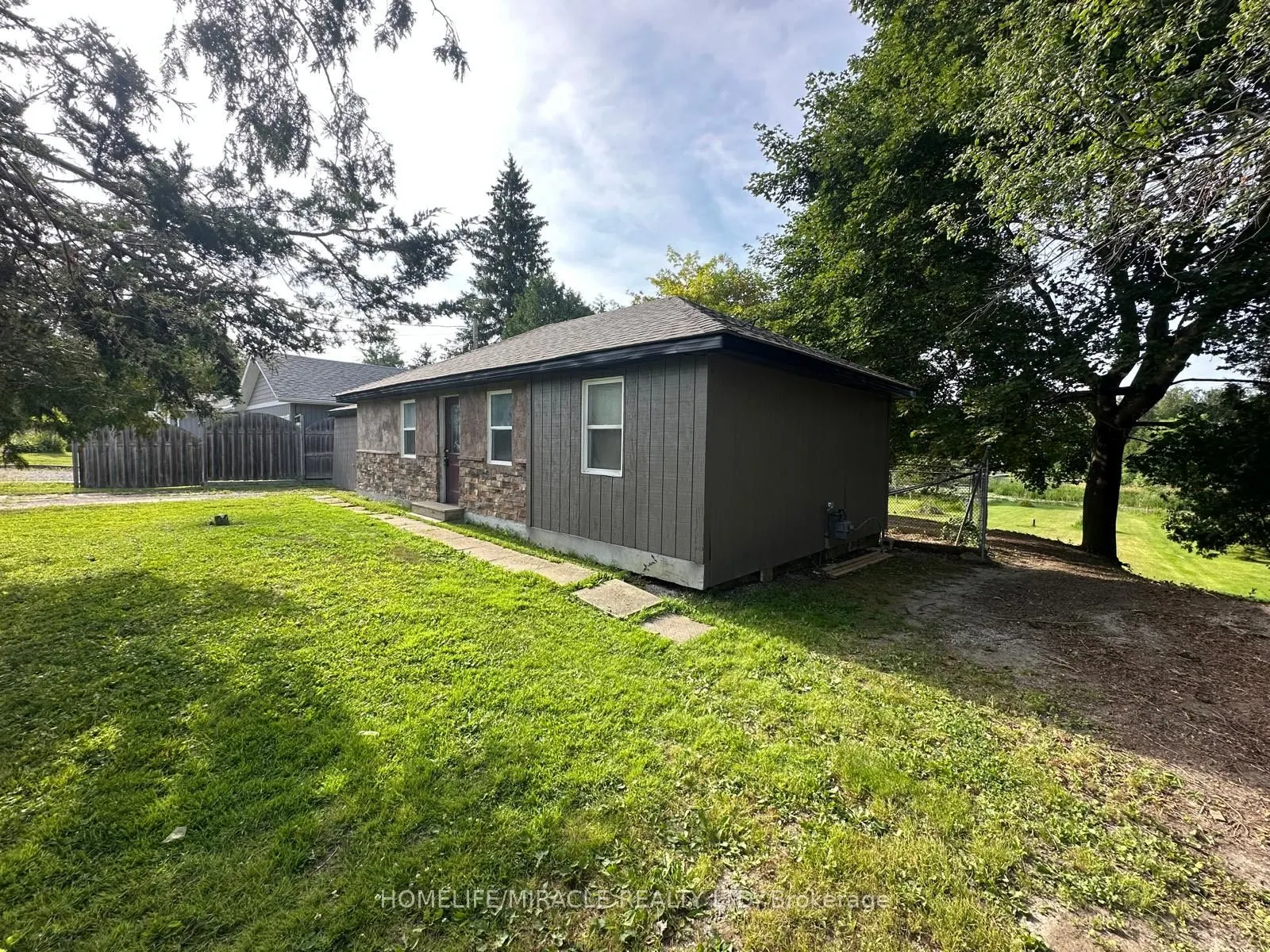 164 RIVERBANK Drive