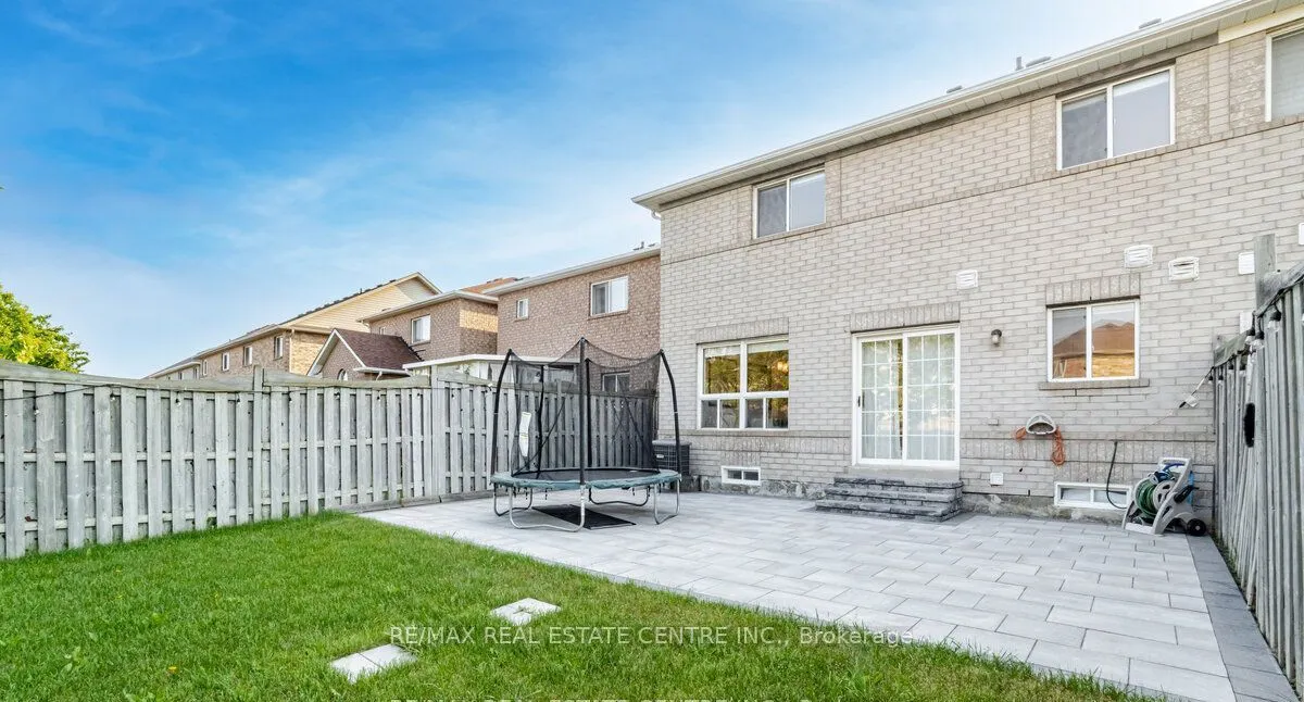 83 Convoy Crescent, #Upper