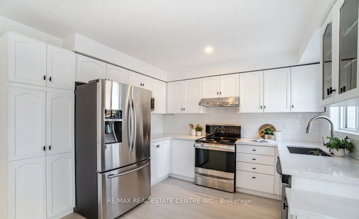 83 Convoy Crescent, #Upper