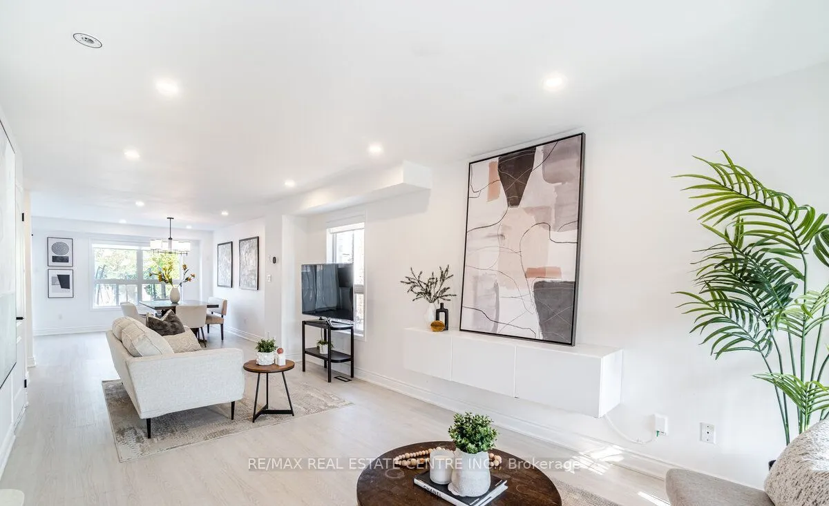 83 Convoy Crescent, #Upper