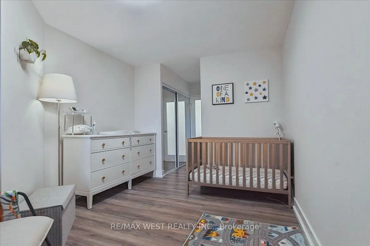 7811 Yonge Street, #1008