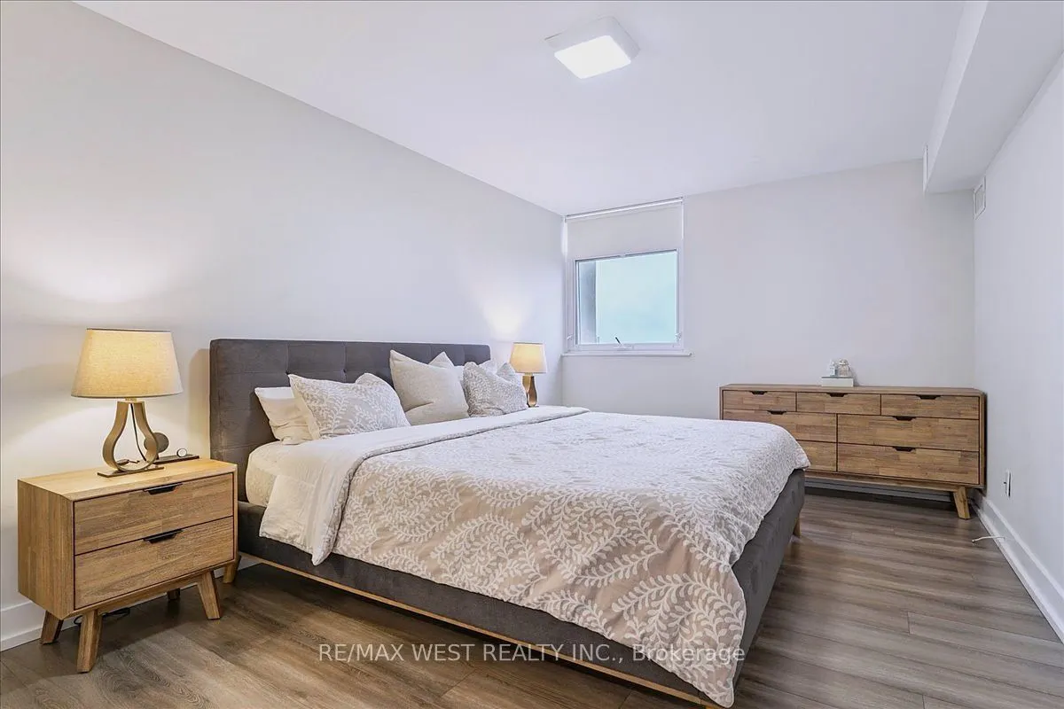 7811 Yonge Street, #1008