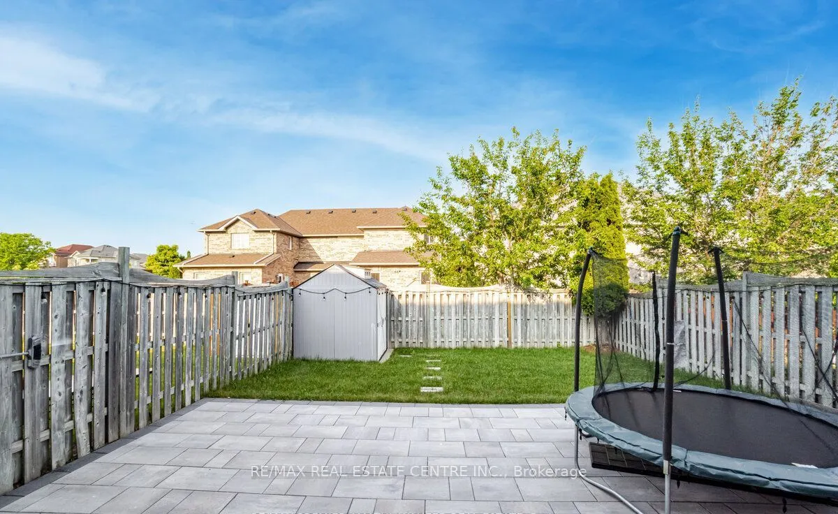 83 Convoy Crescent, #A