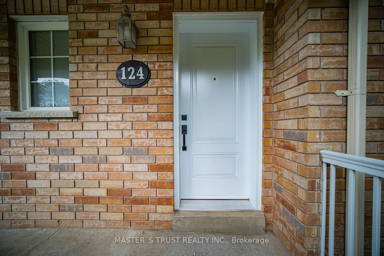 124 White's Hill Avenue