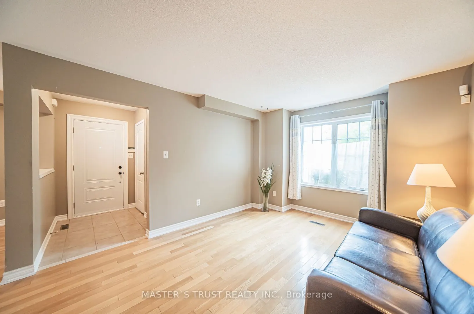 124 White's Hill Avenue