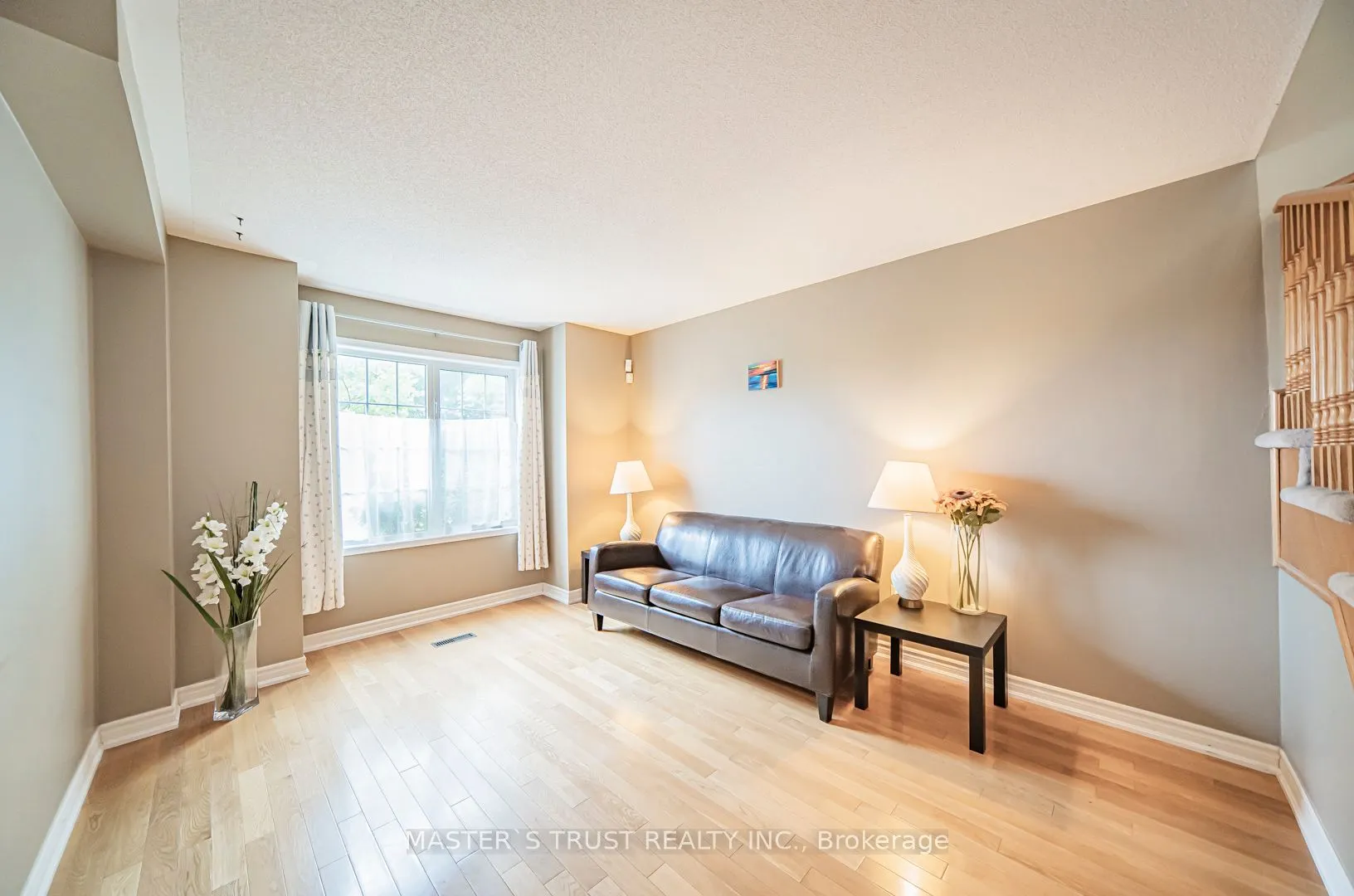 124 White's Hill Avenue