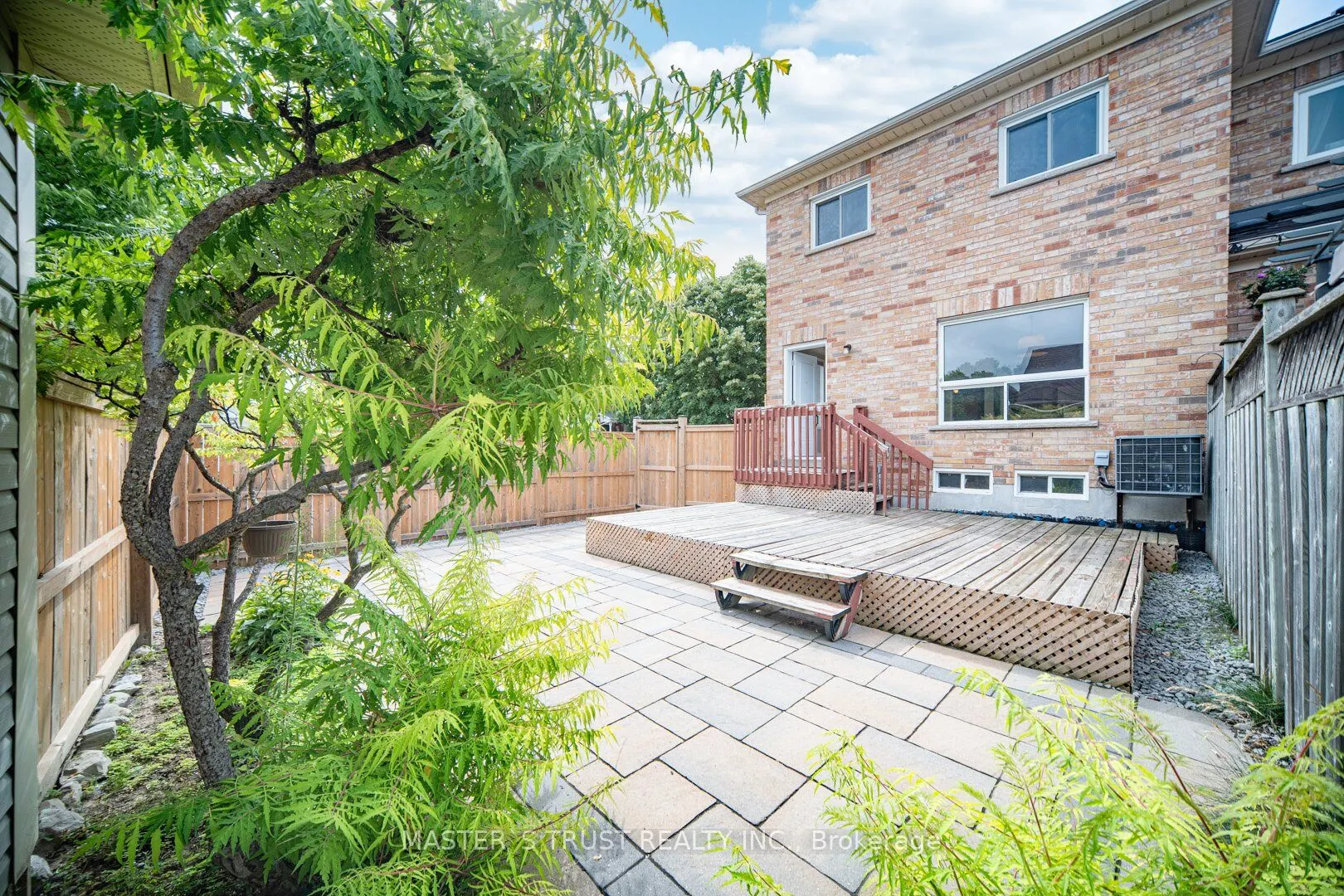 124 White's Hill Avenue
