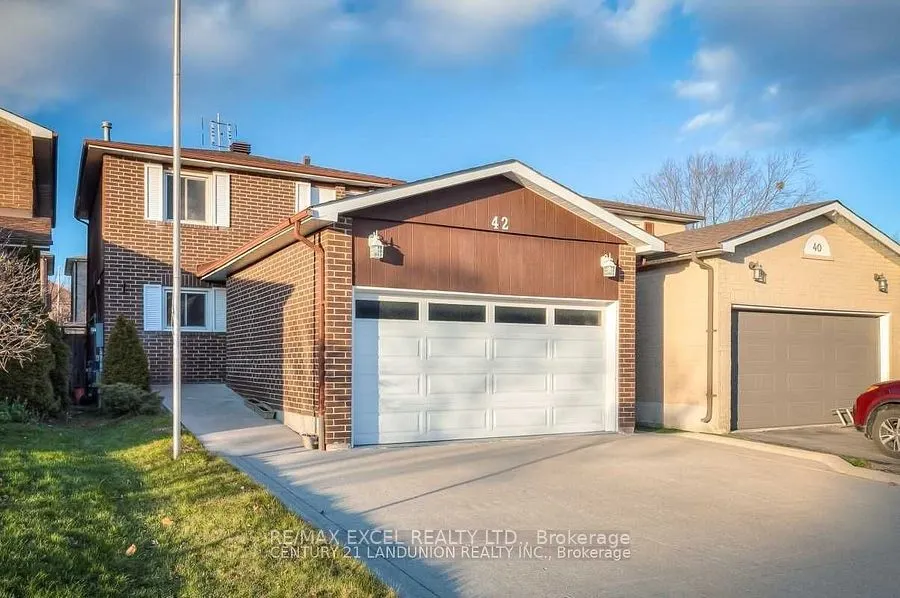 42 Gray Crescent