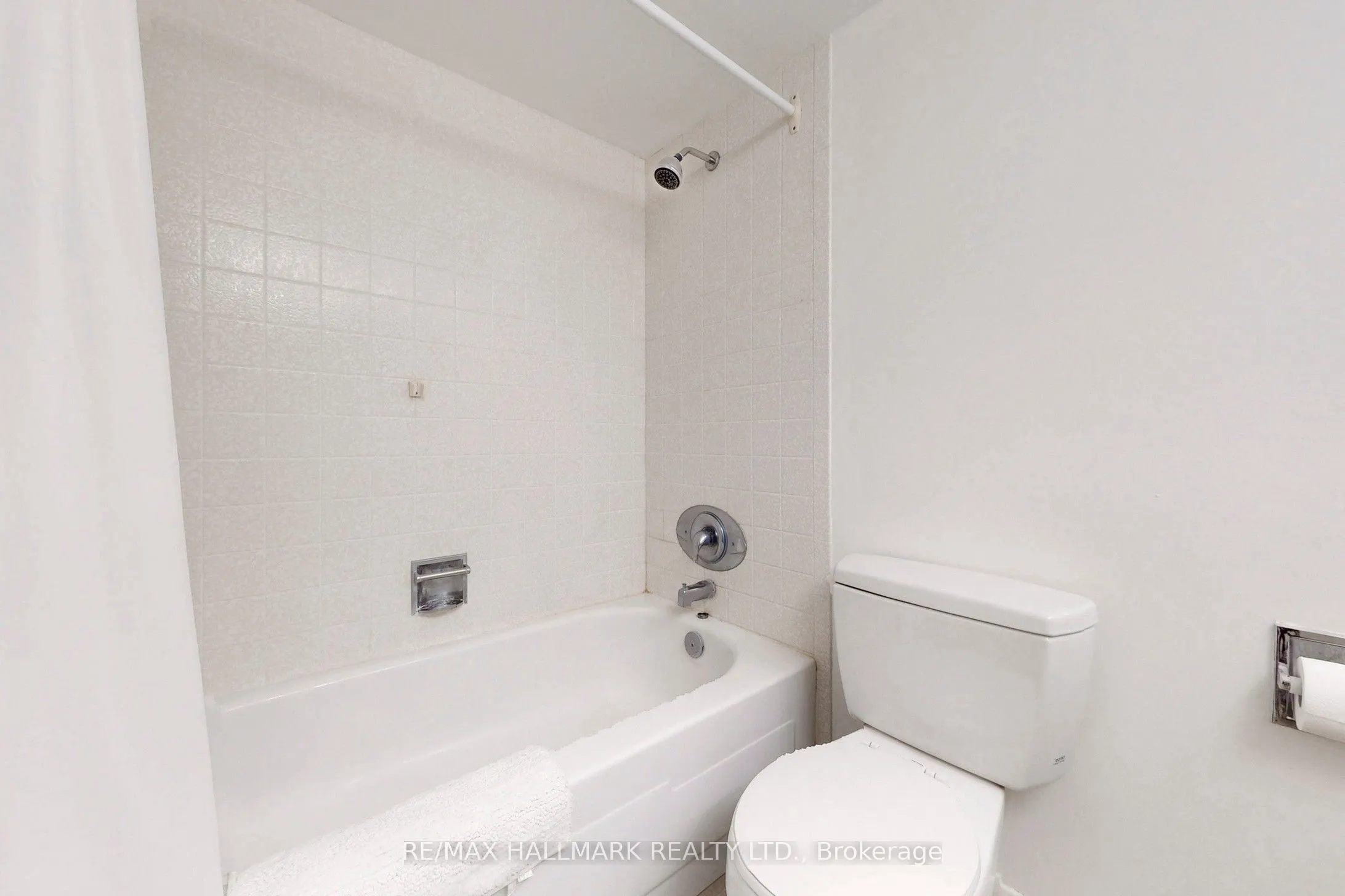 7811 Yonge Street, #1107