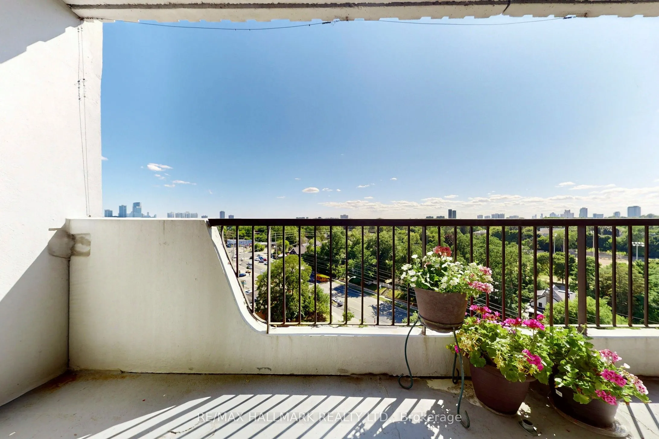 7811 Yonge Street, #1107