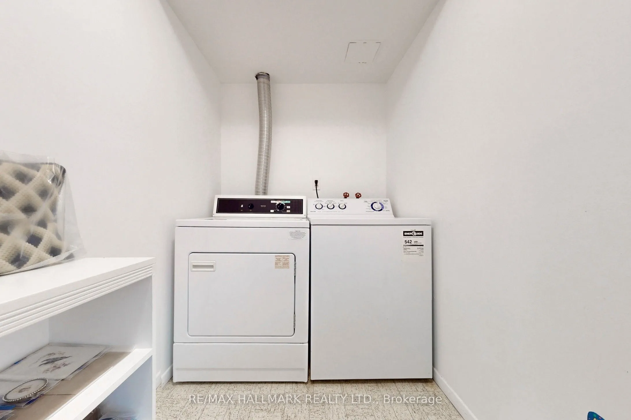7811 Yonge Street, #1107
