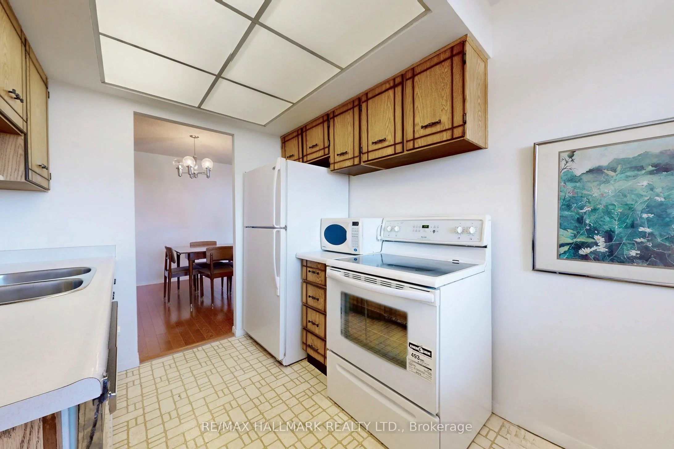 7811 Yonge Street, #1107