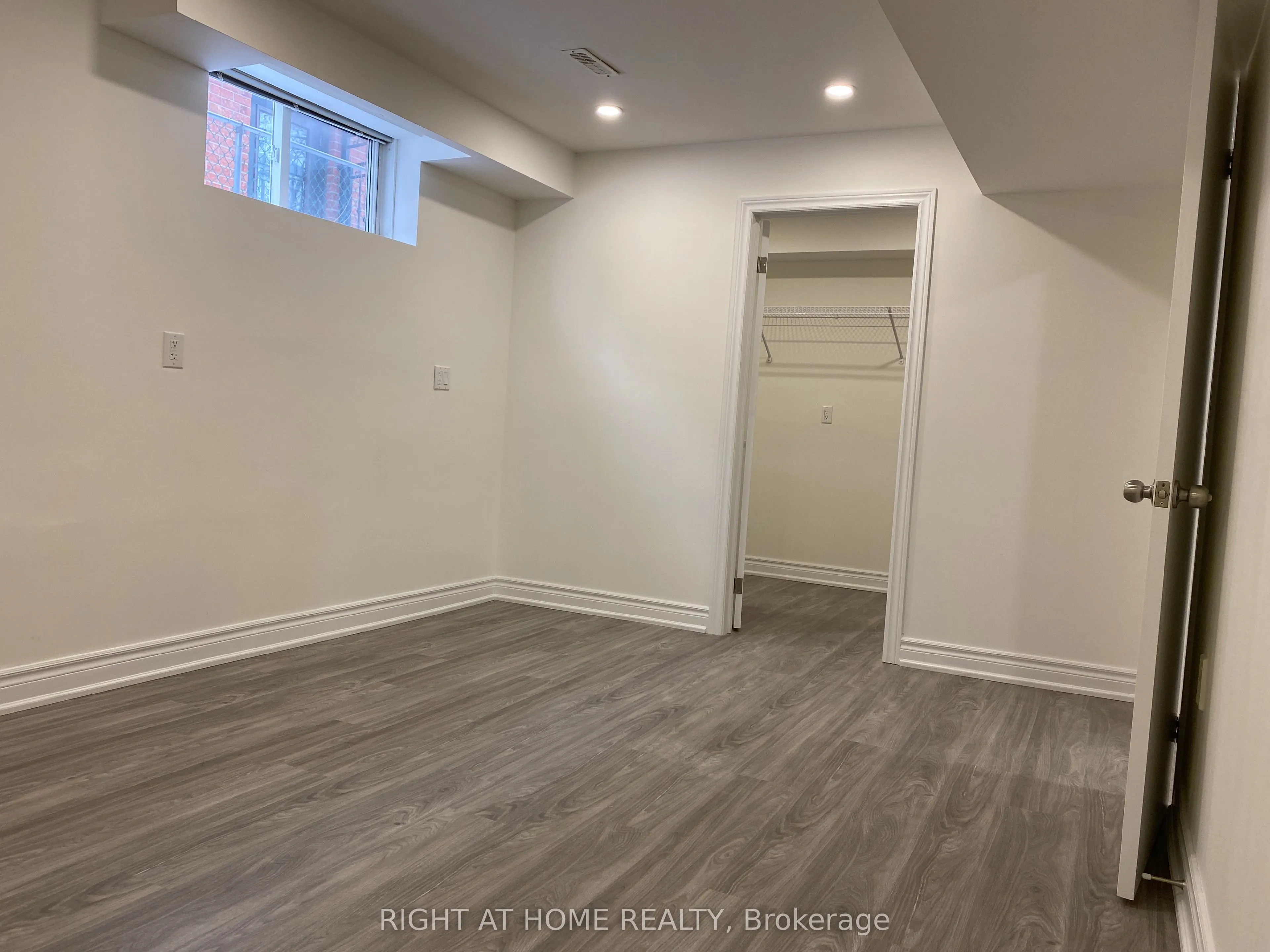 81 Oak Avenue, #Lower