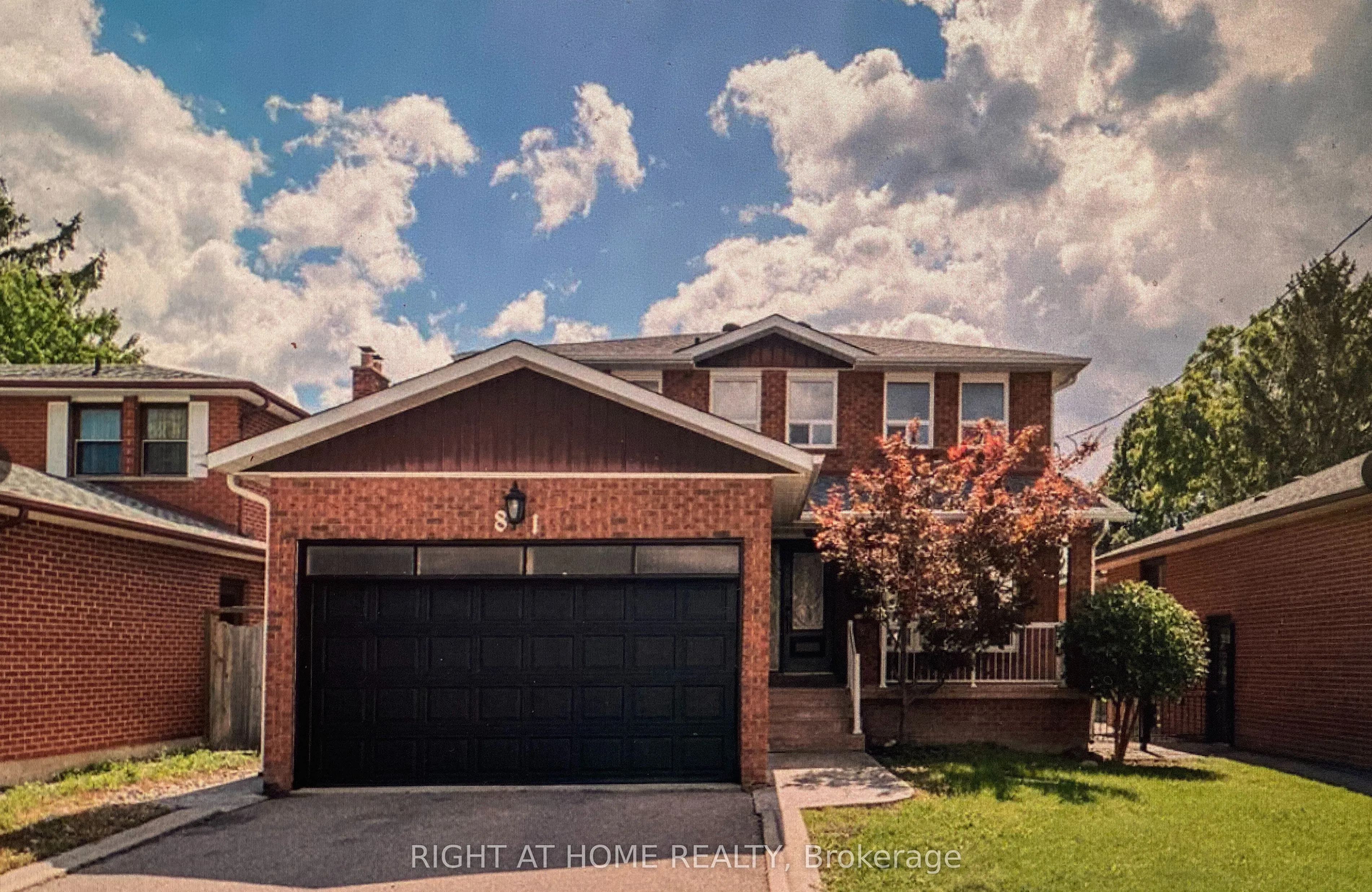 81 Oak Avenue, #Lower