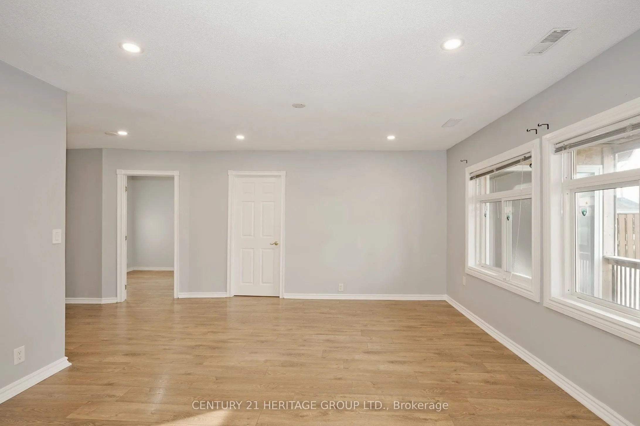 493 Lake Drive S