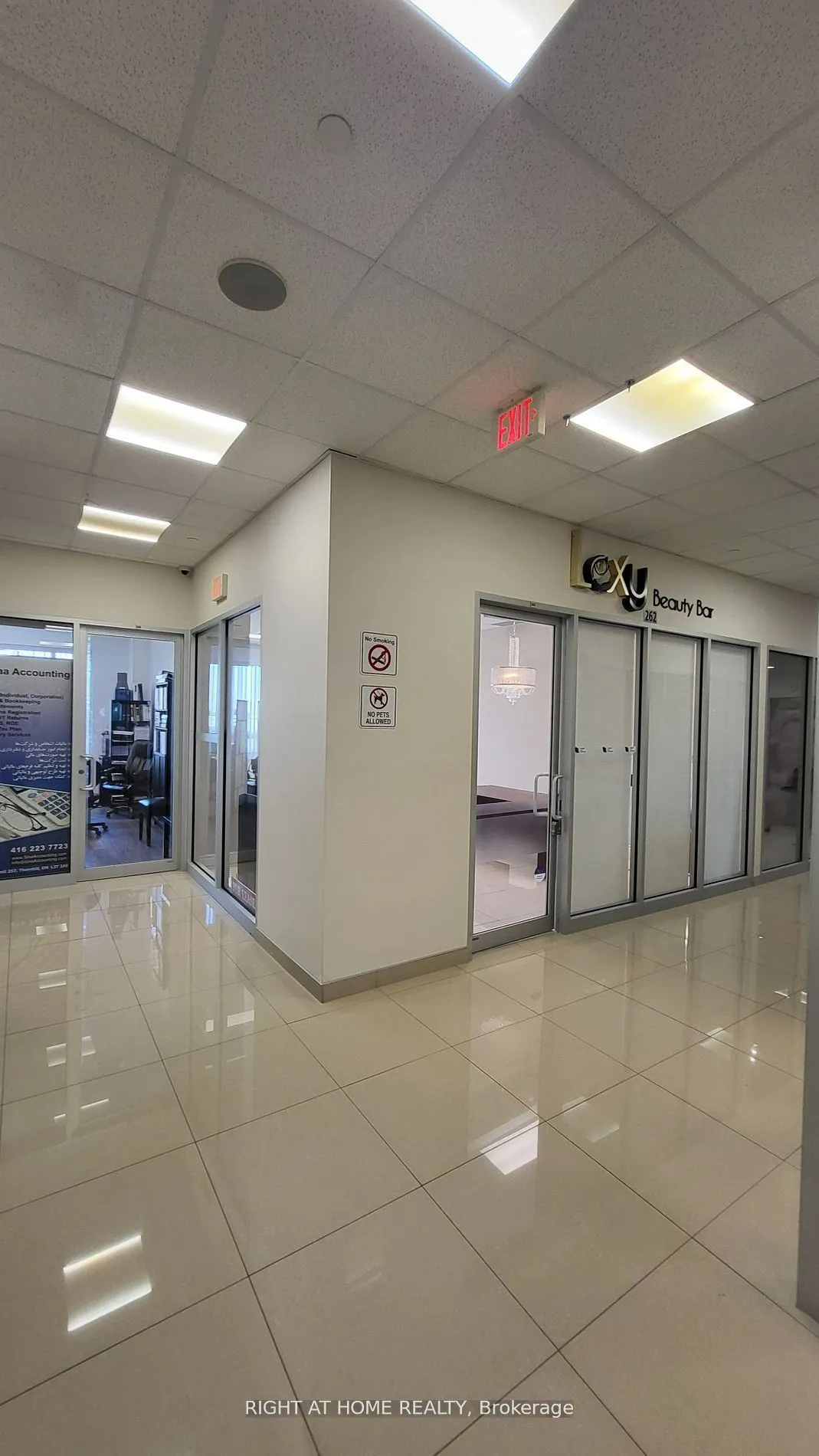 7163 Yonge Street, #262