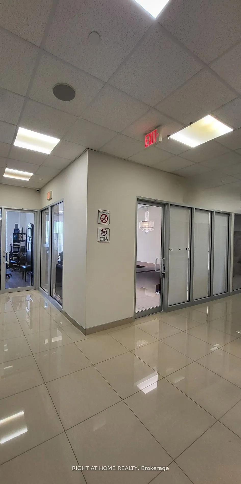 7163 Yonge Street, #262