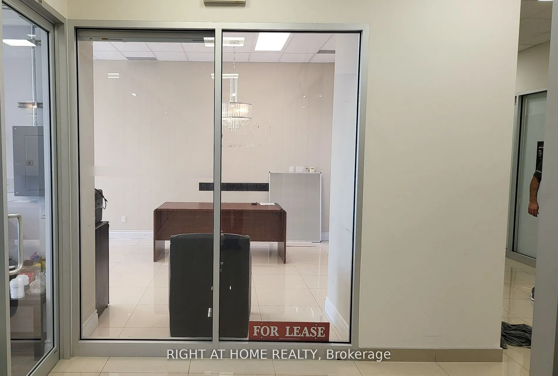 7163 Yonge Street, #262