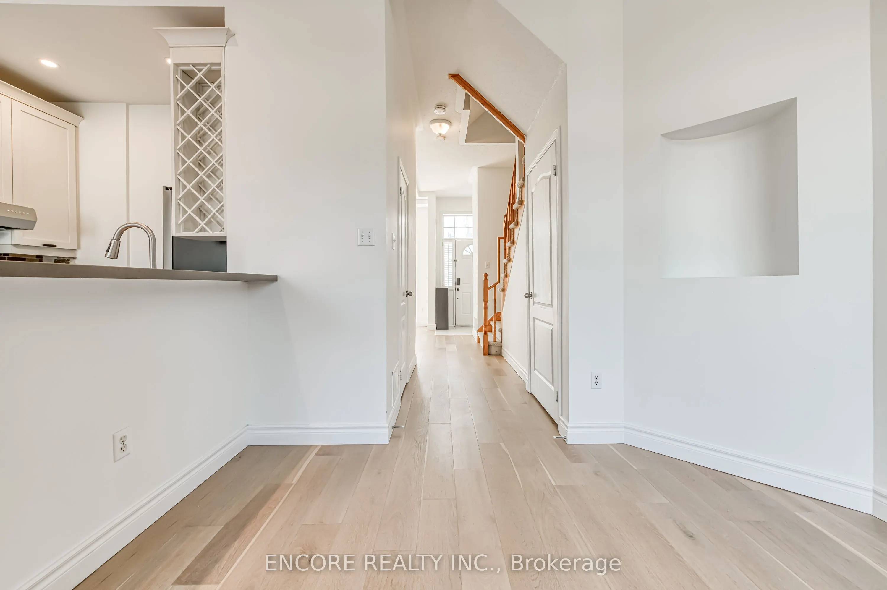 24 Spring Meadow Avenue