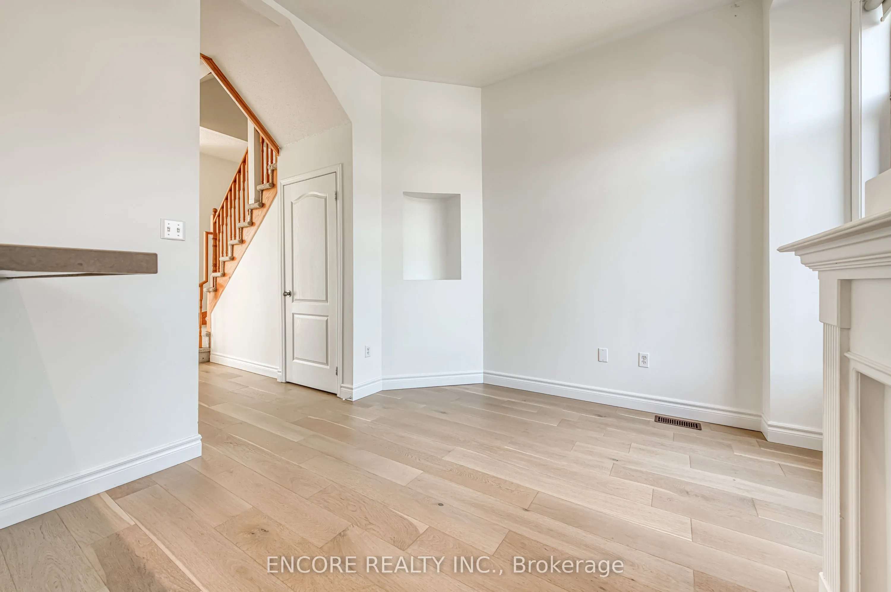 24 Spring Meadow Avenue