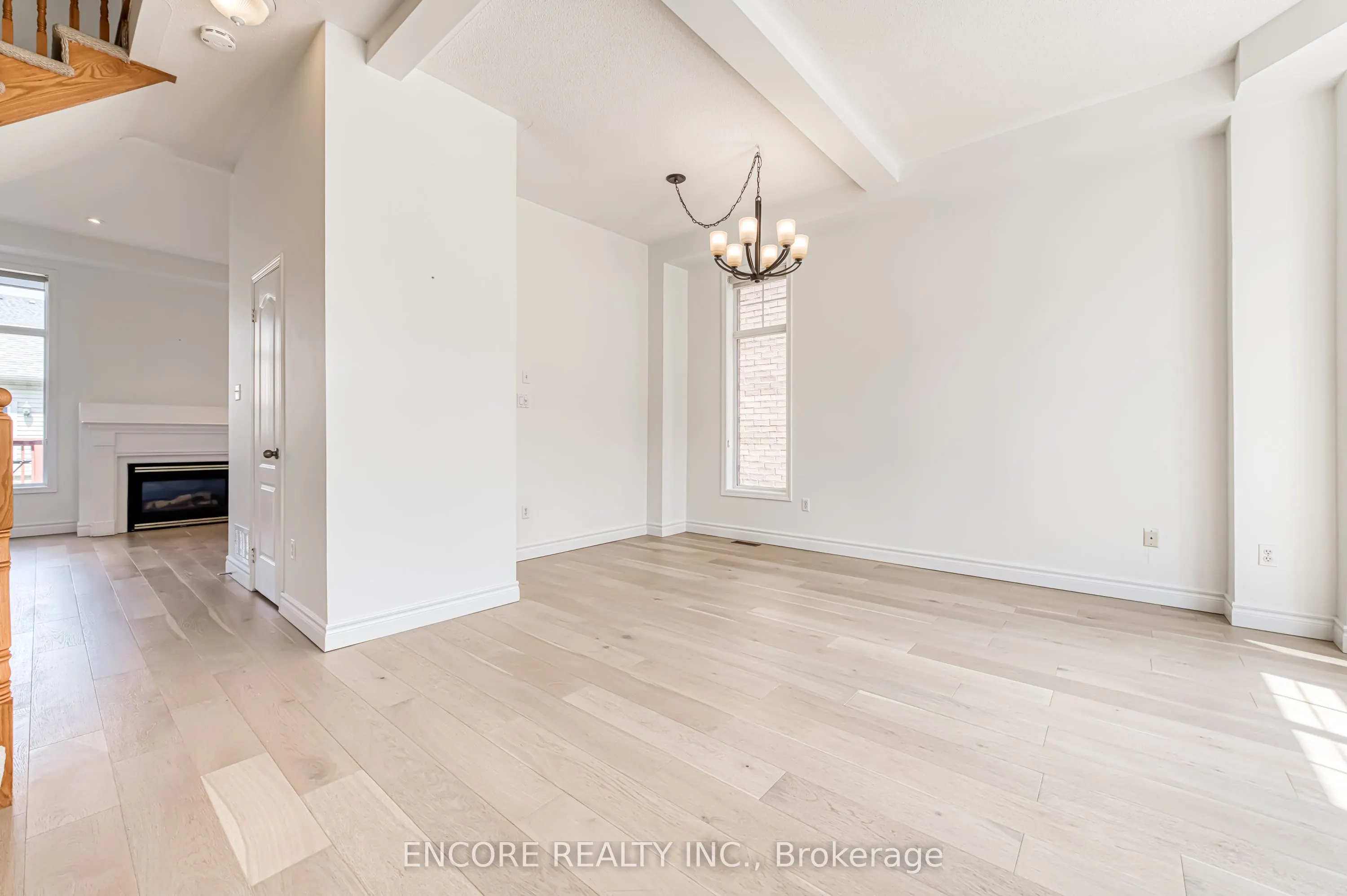 24 Spring Meadow Avenue