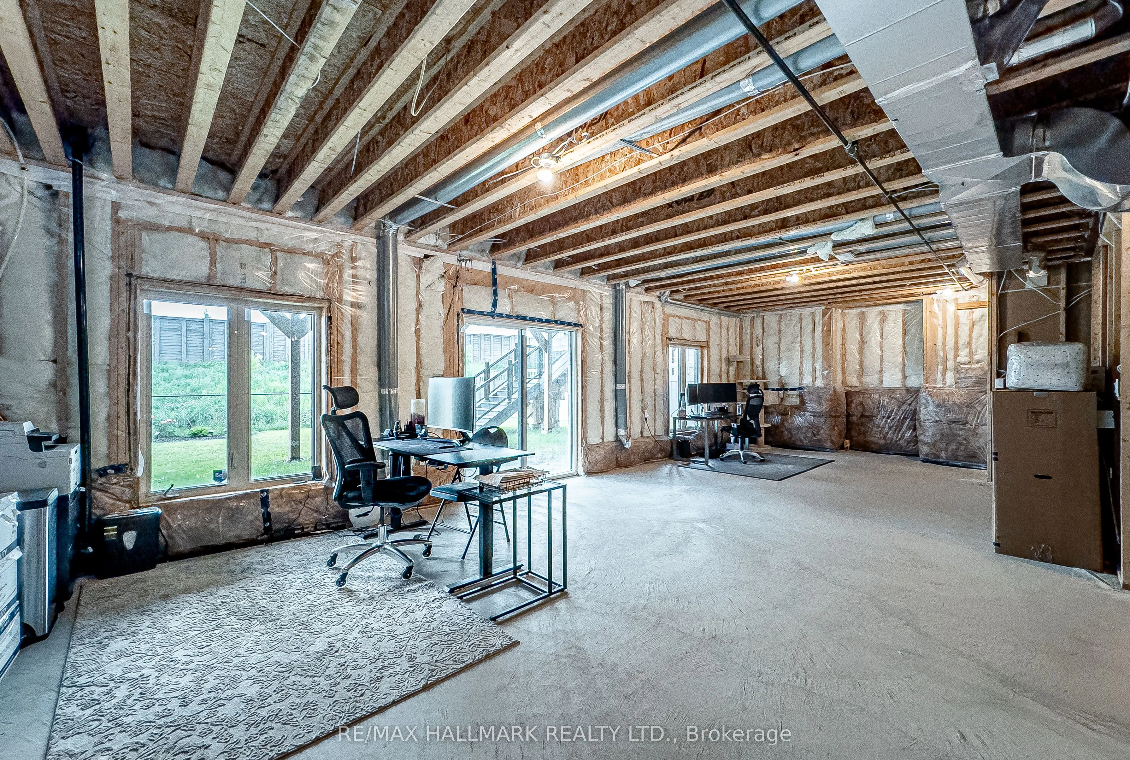 84 Pine Hill Crescent