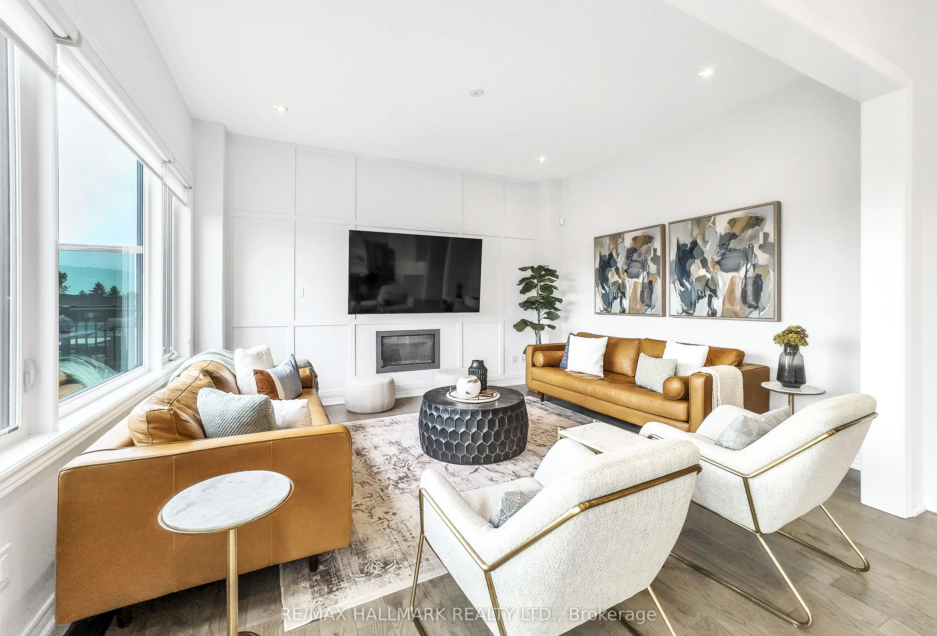 84 Pine Hill Crescent