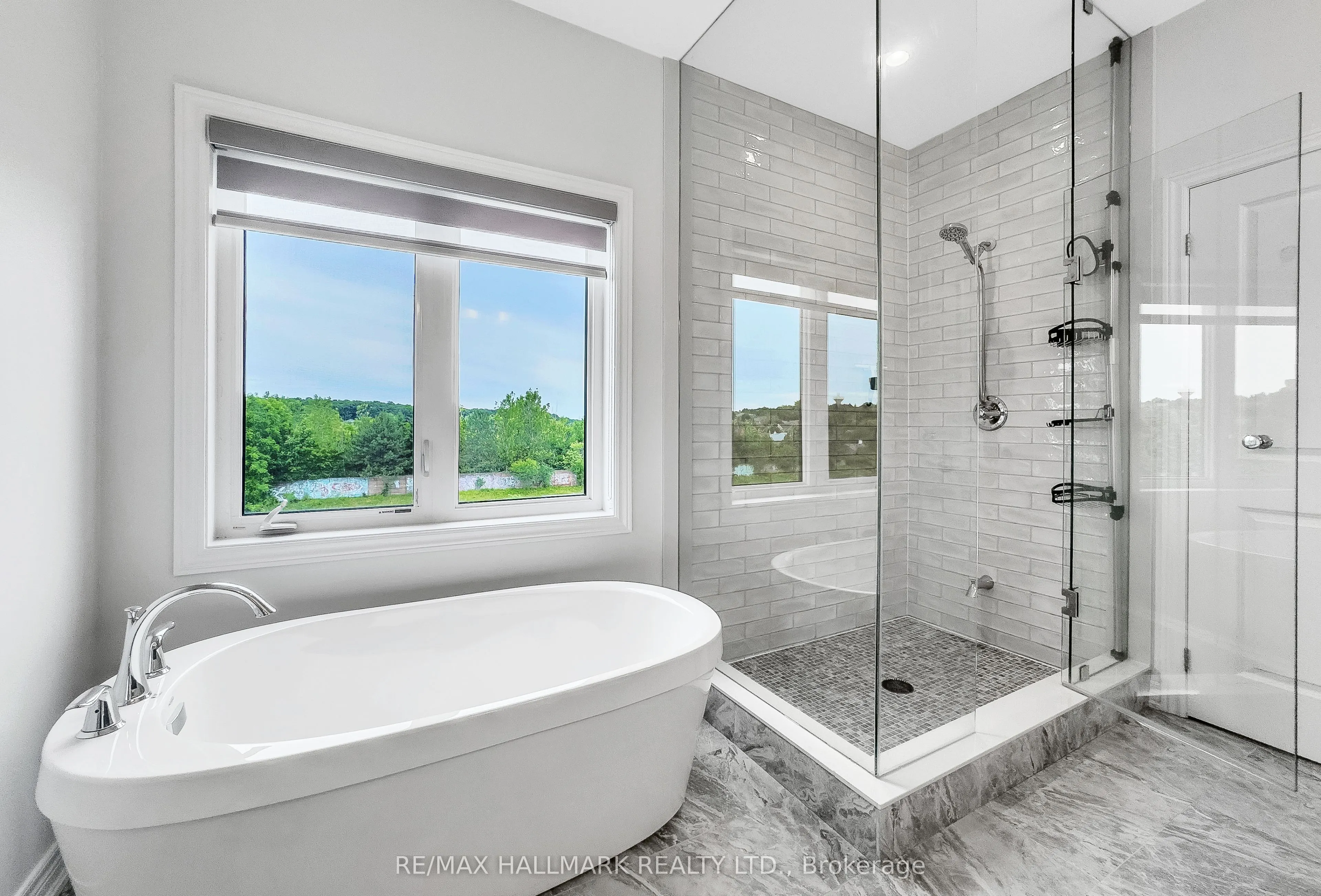 84 Pine Hill Crescent