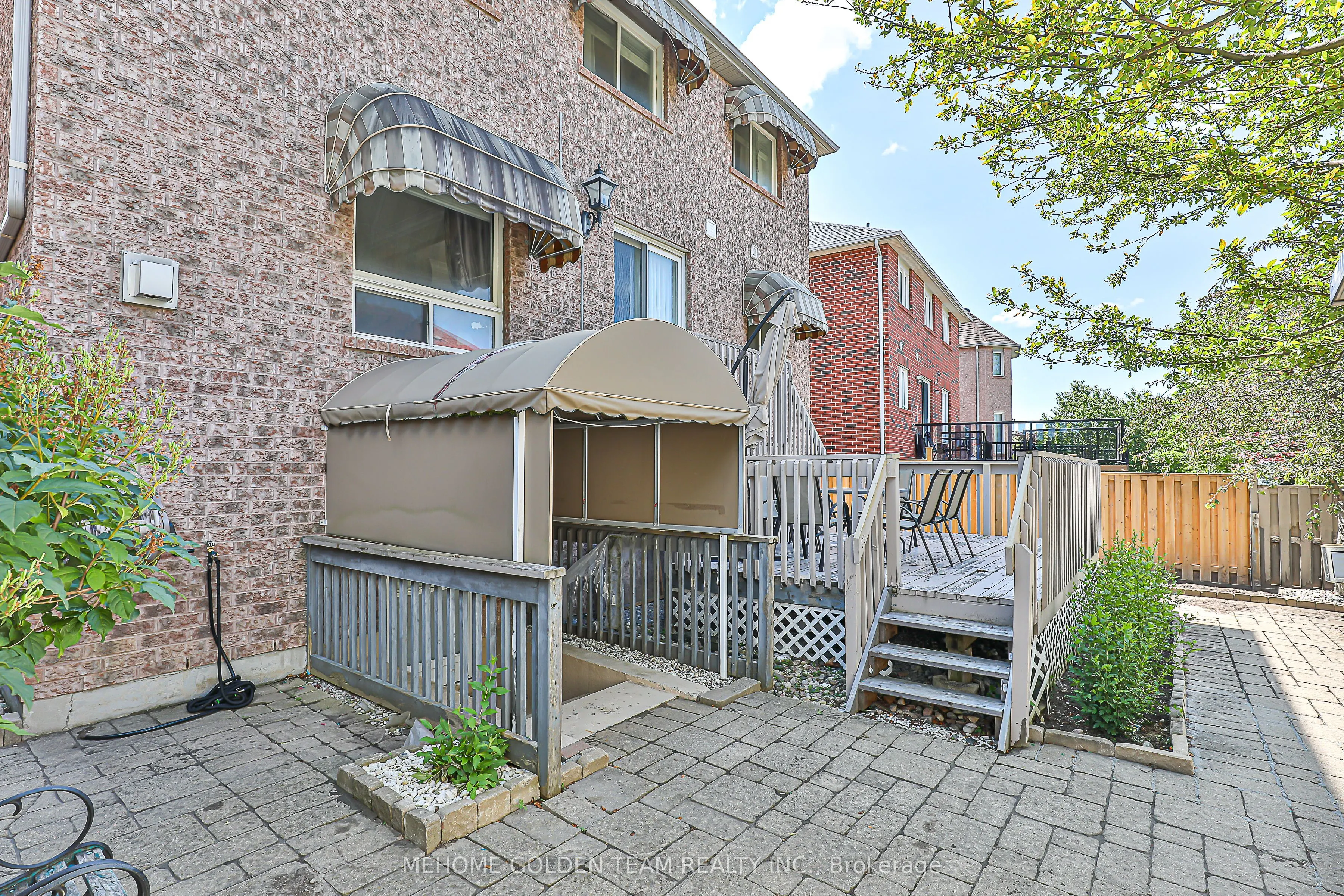 30 Mingay Avenue