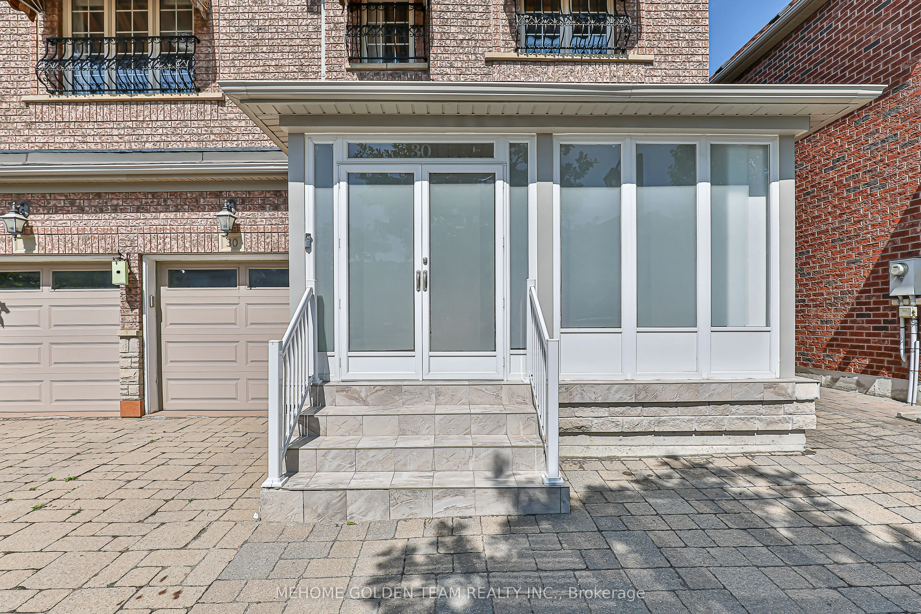 30 Mingay Avenue