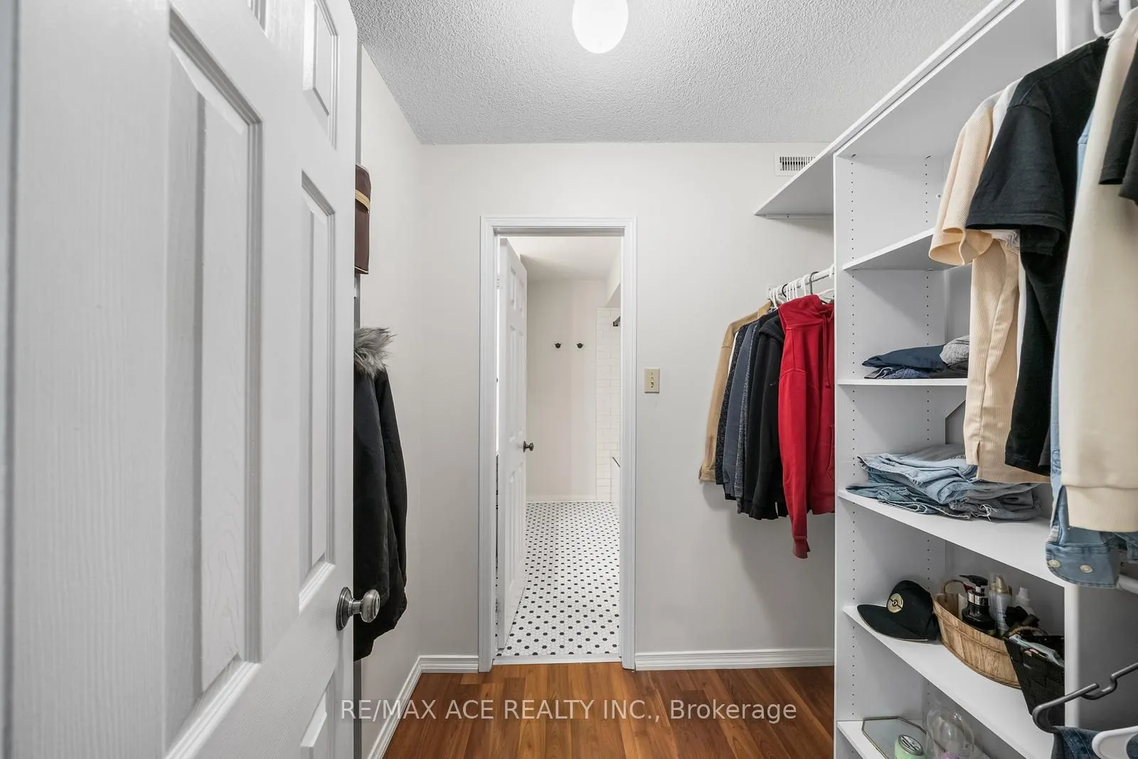 115 Main Street S, #34