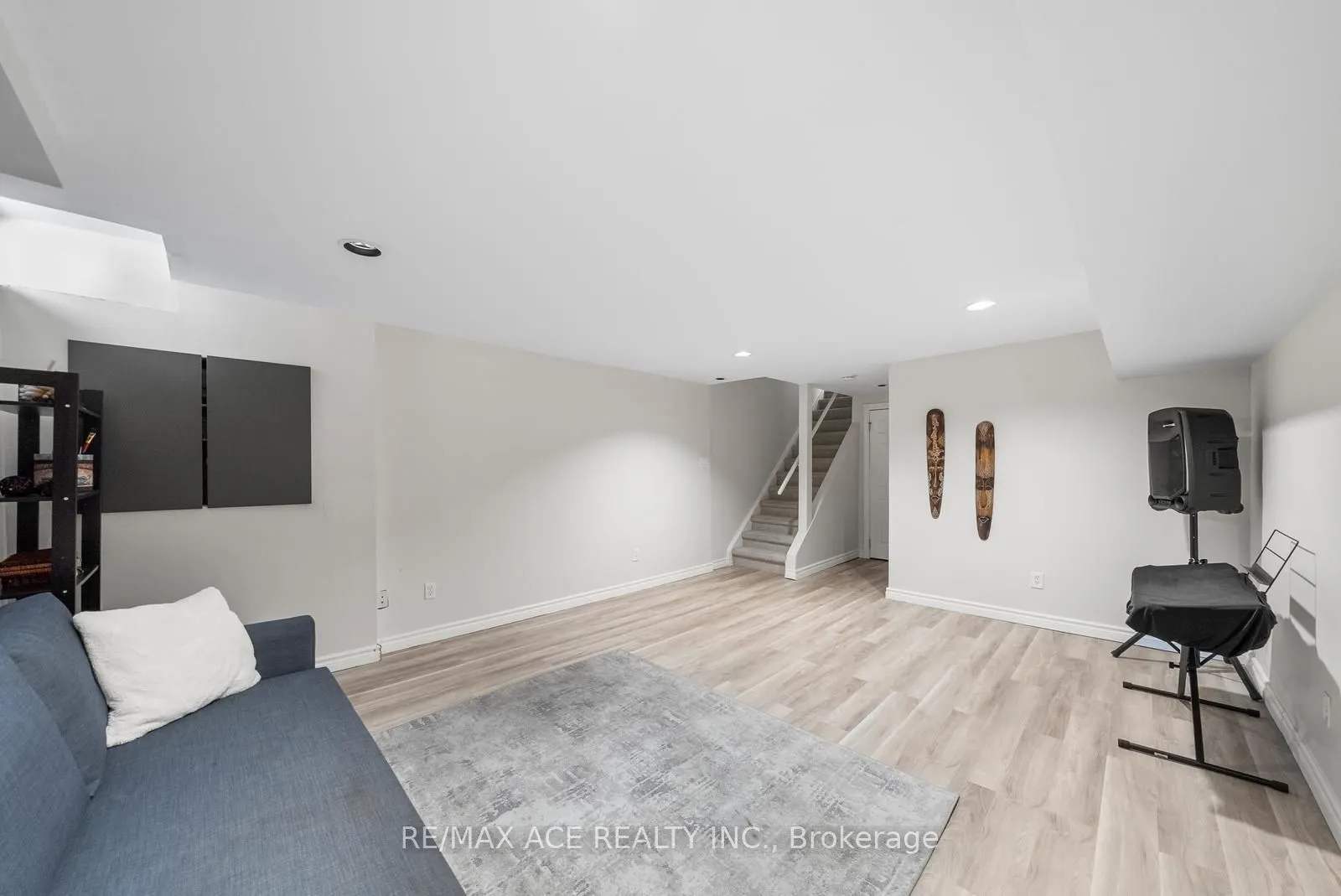 115 Main Street S, #34