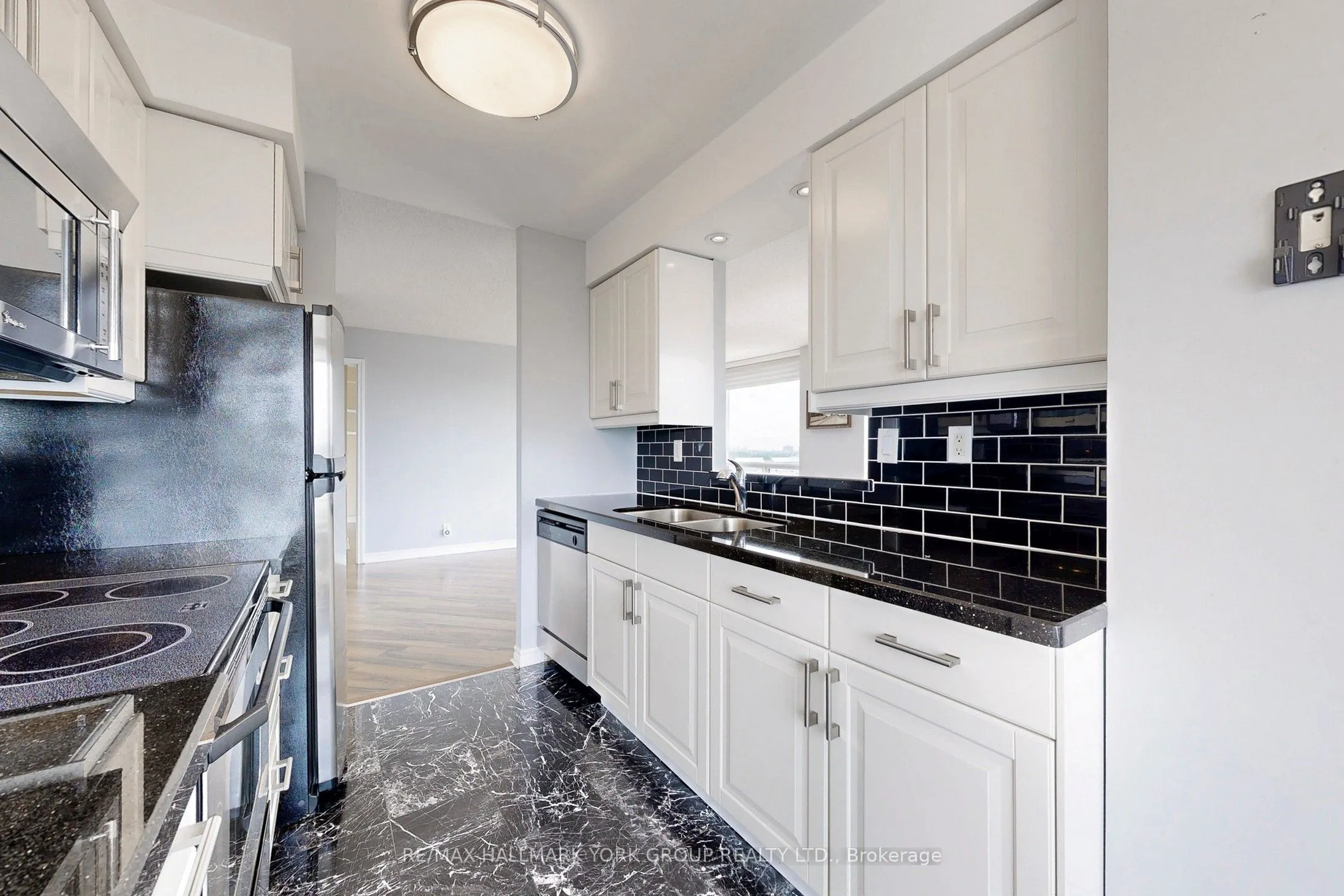 745 New Westminster Drive, #912