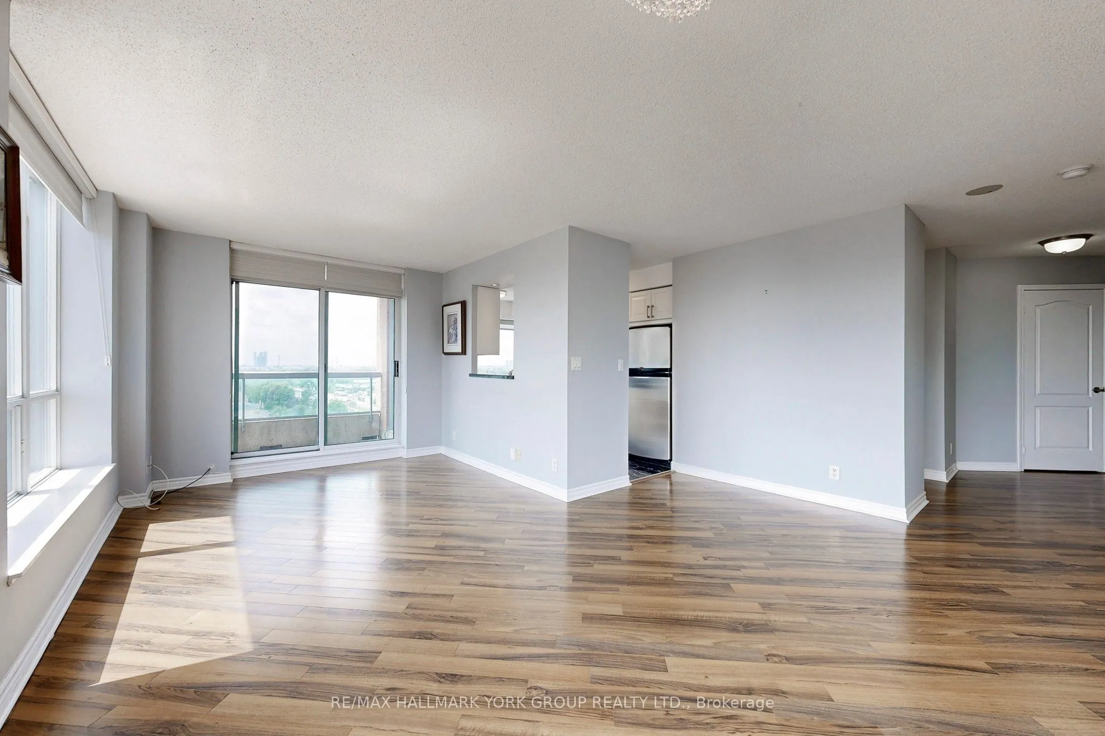 745 New Westminster Drive, #912