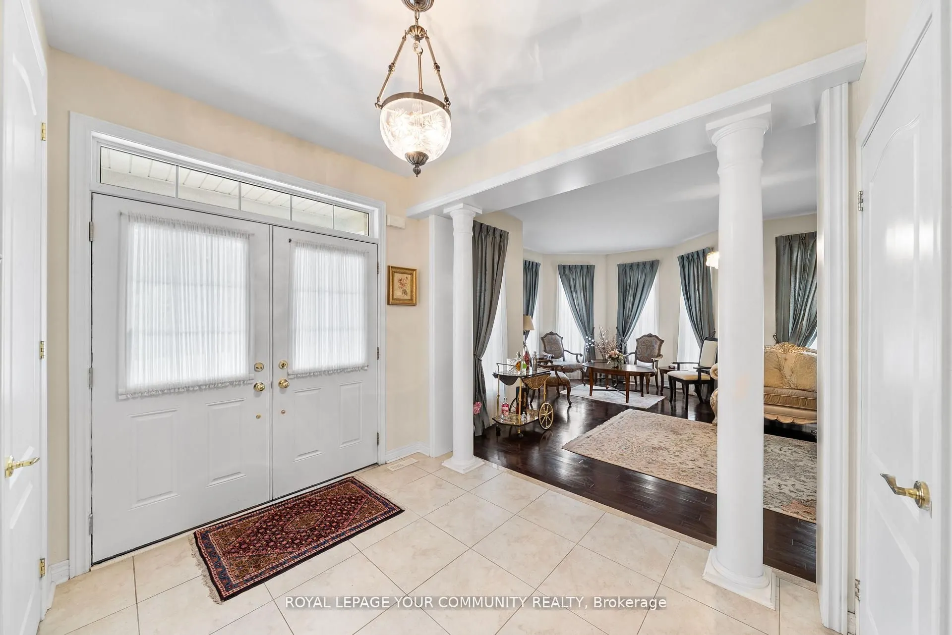 108 Headwater Crescent