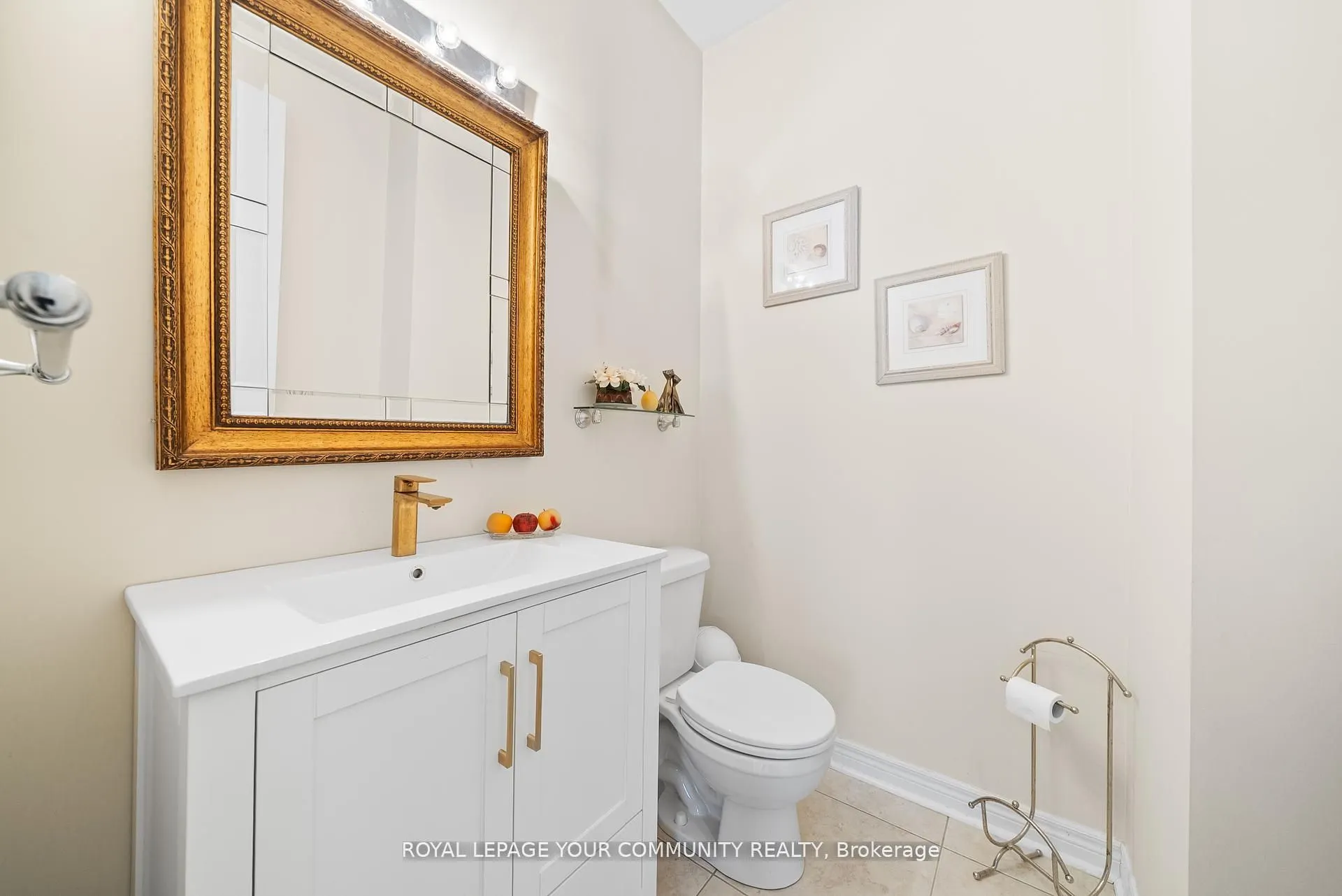 108 Headwater Crescent